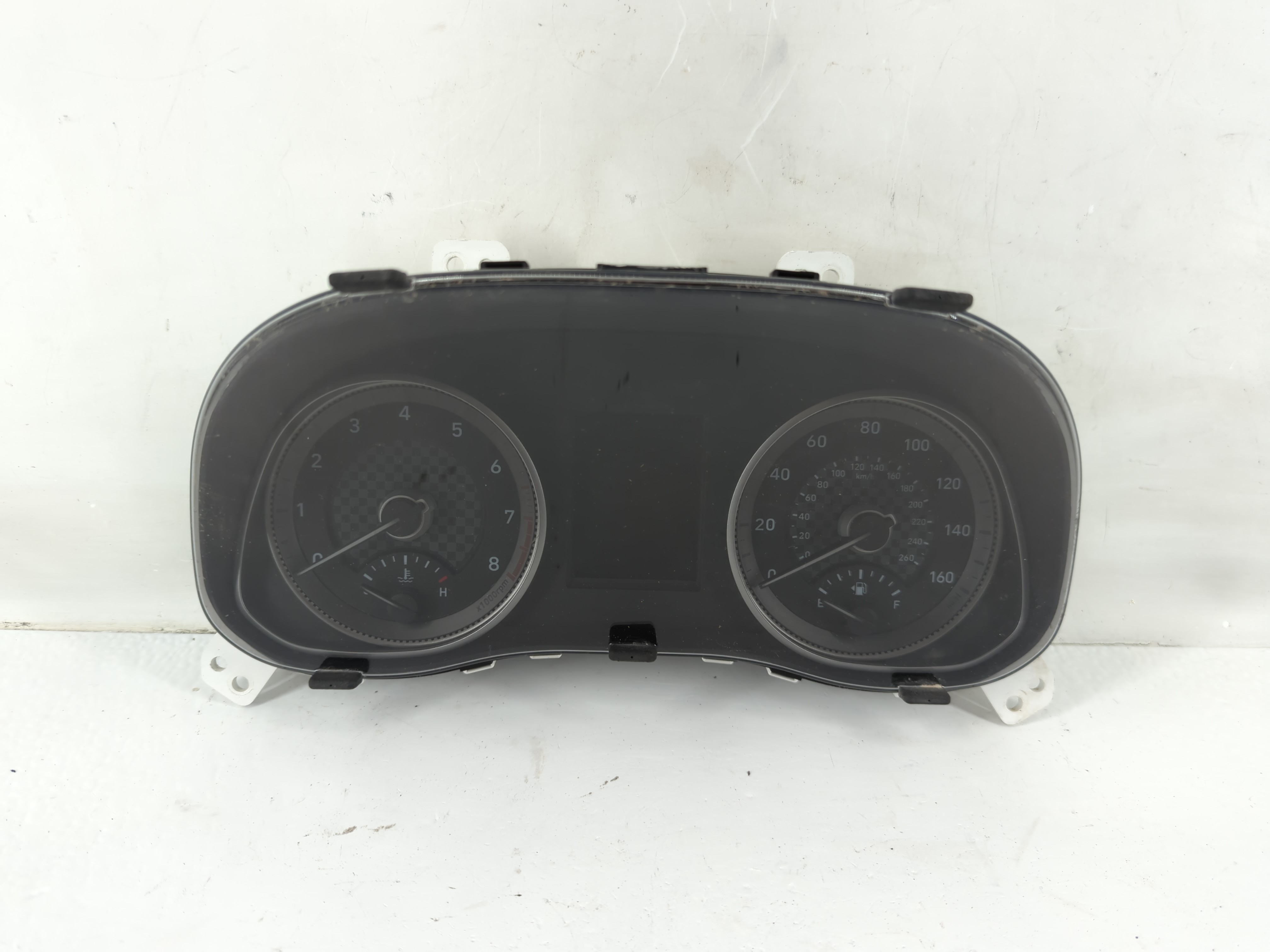 Picture of 2019-2020 Hyundai Elantra Speedometer Instrument Cluster Gauges 1116325