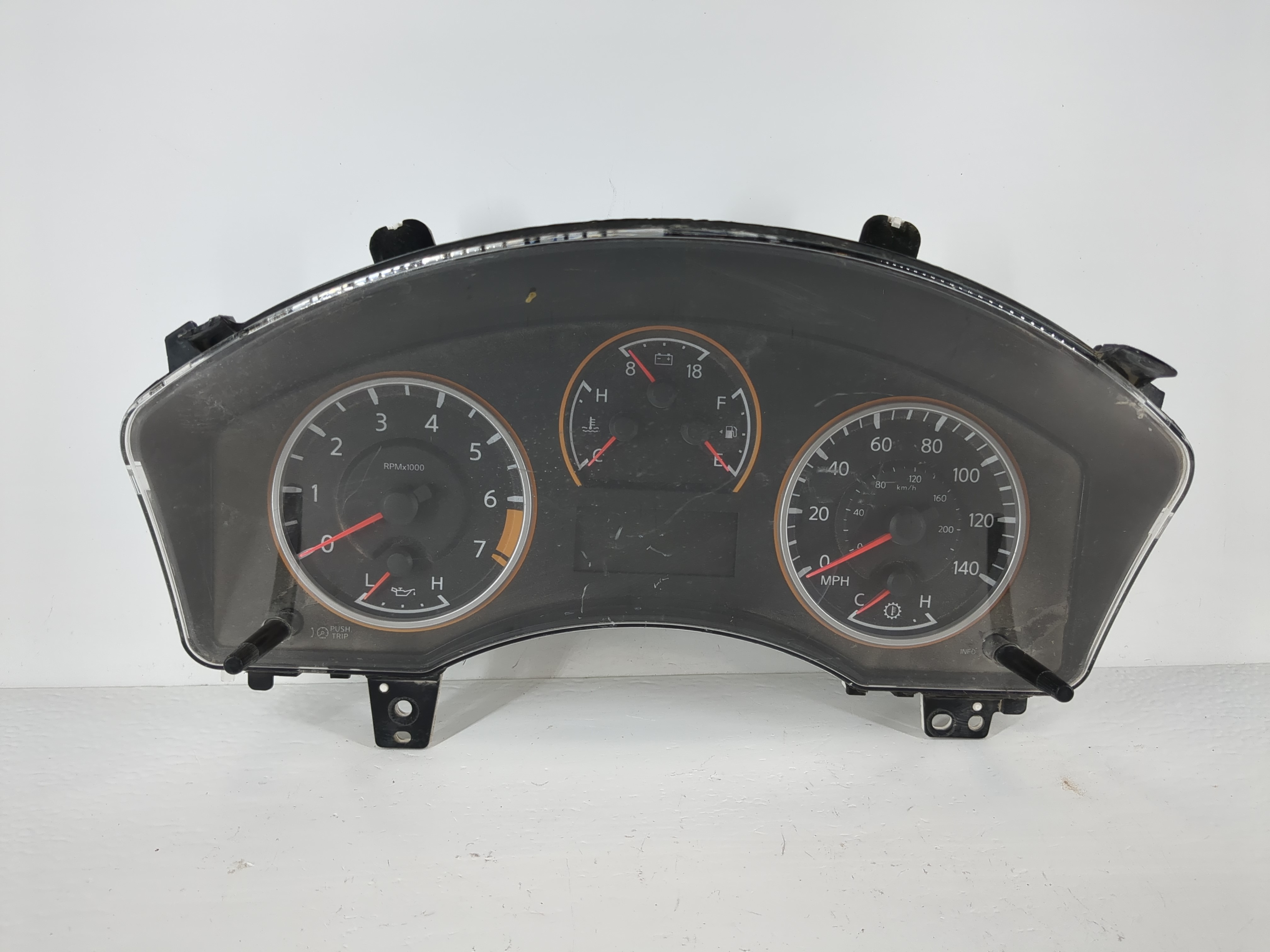 Picture of 2010-2011 Nissan Armada Speedometer Instrument Cluster Gauges 1116405