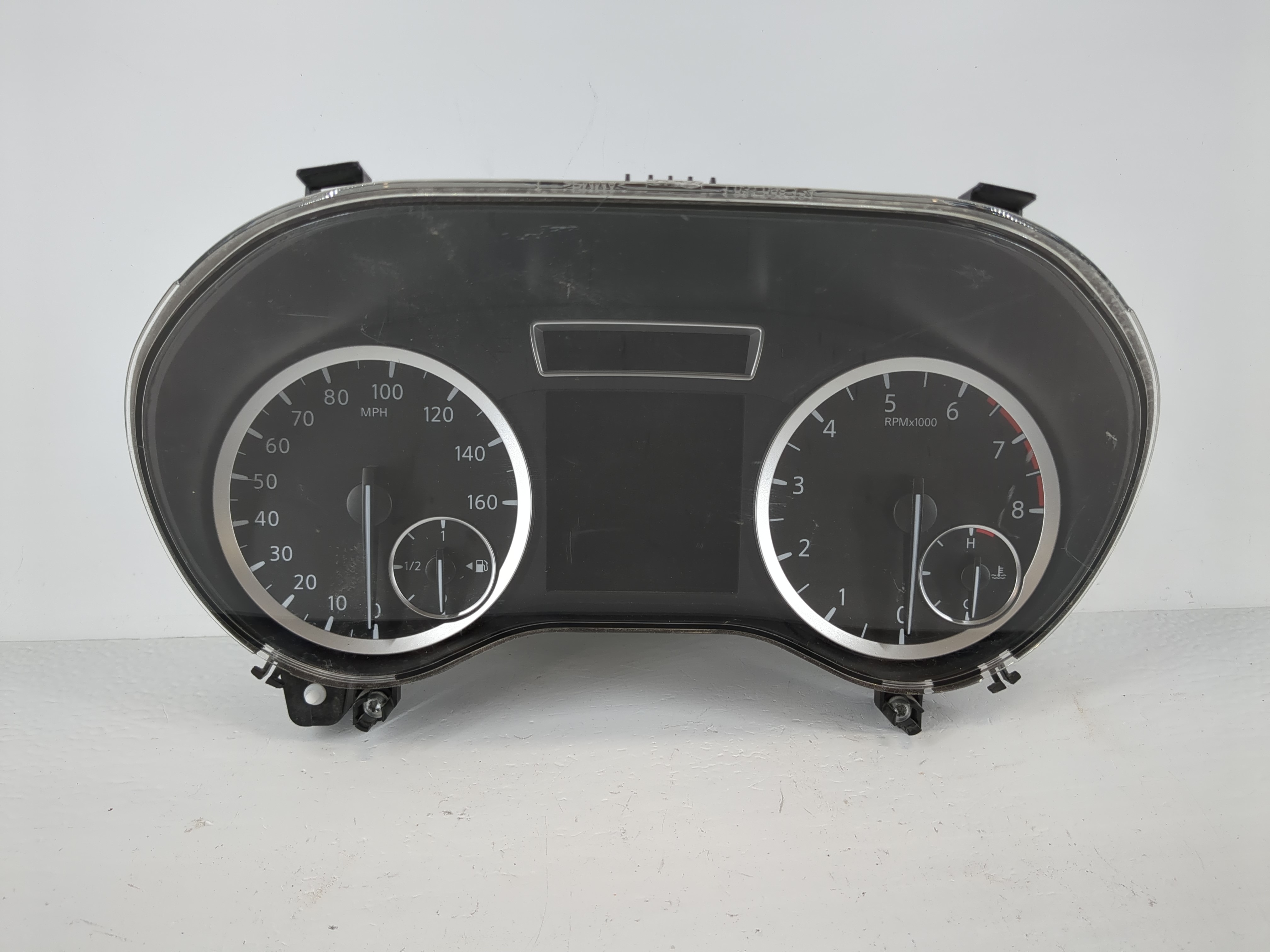 Picture of 2017-2018 Infiniti Qx30 Speedometer Instrument Cluster Gauges 1116408