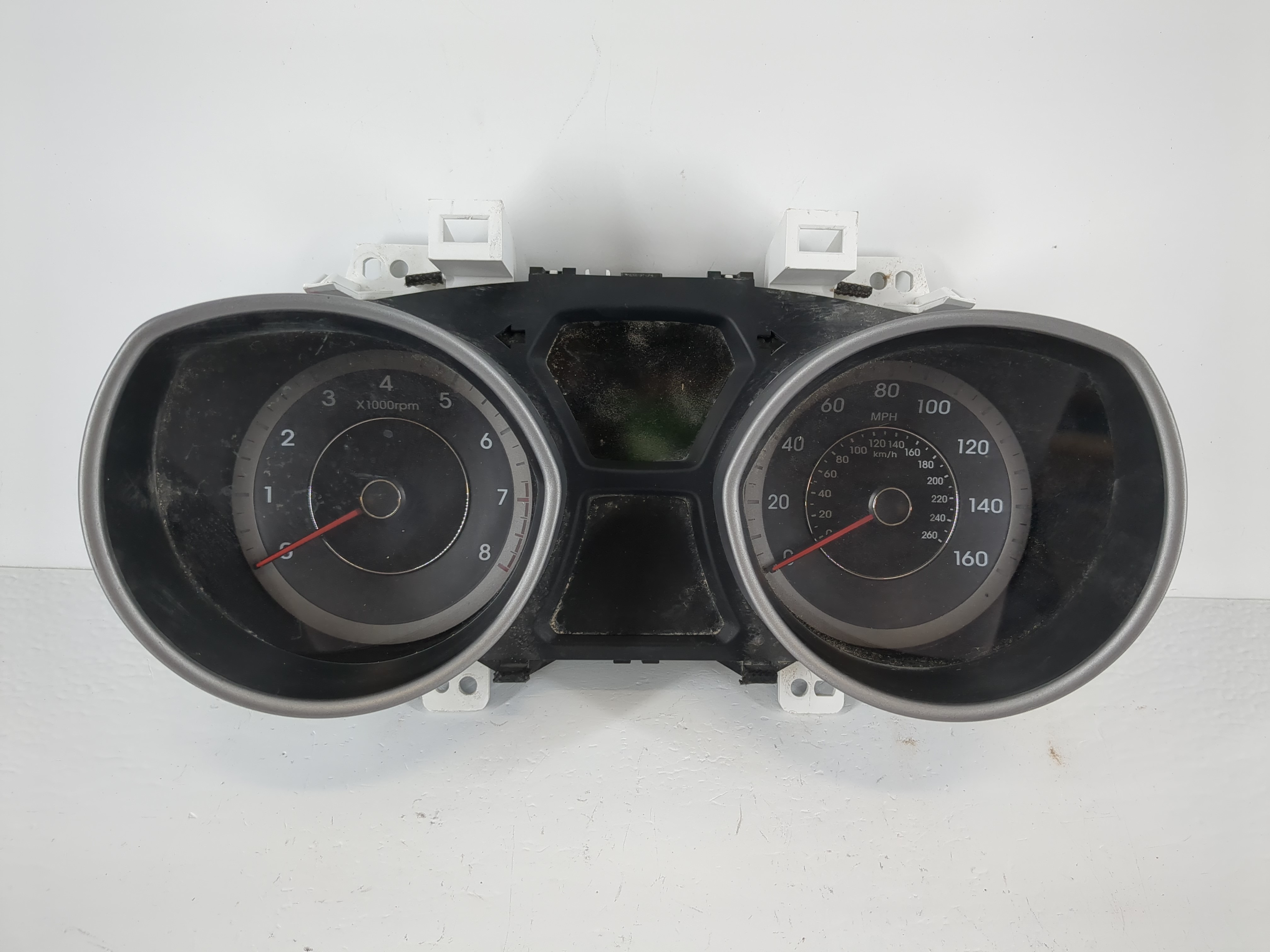 Picture of Hyundai Elantra Speedometer Instrument Cluster Gauges 1116422