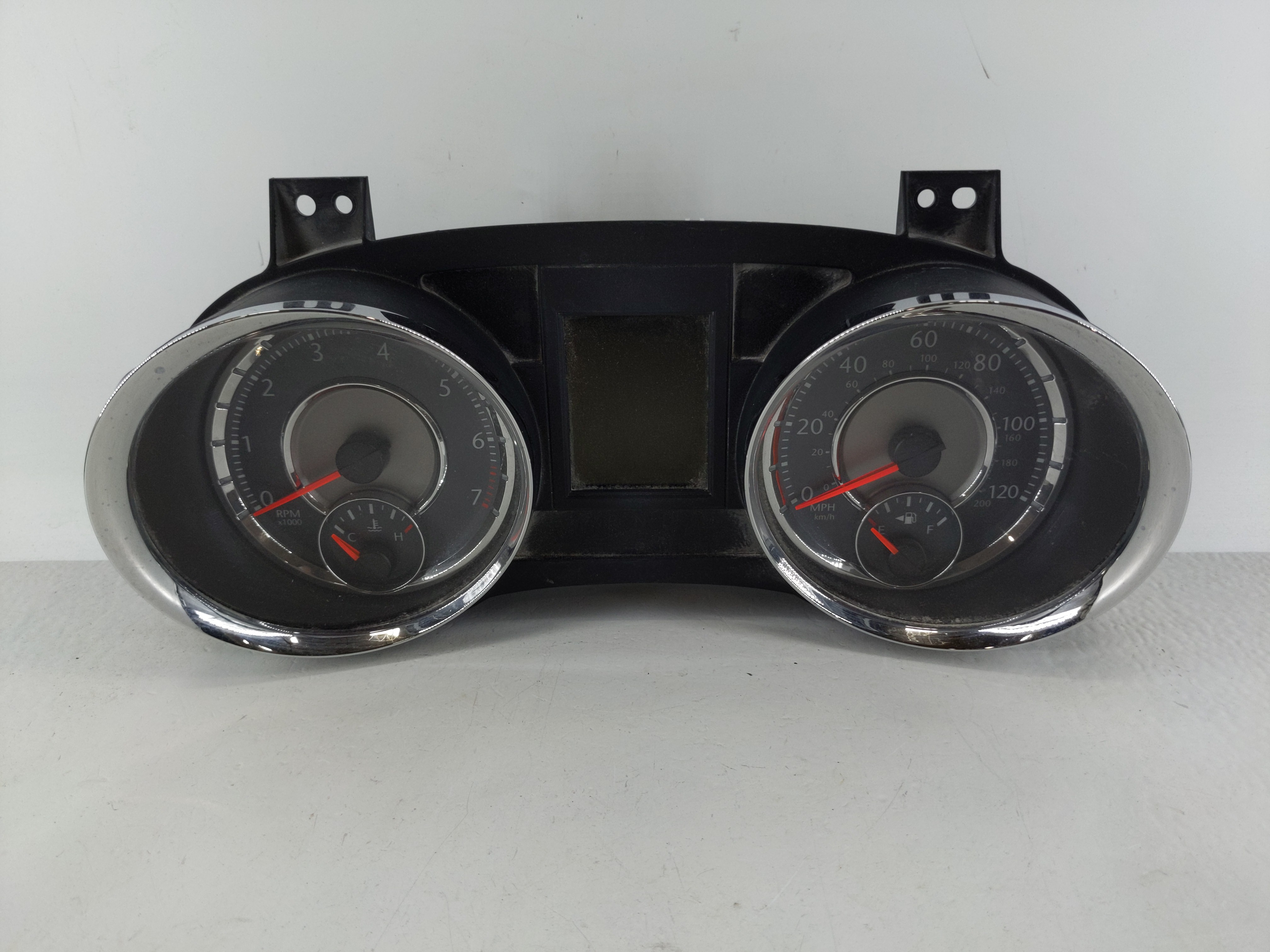 2015-2016 Chrysler Town & Country Speedometer Instrument Cluster Gauges 1116509 - Oemusedautoparts1.com