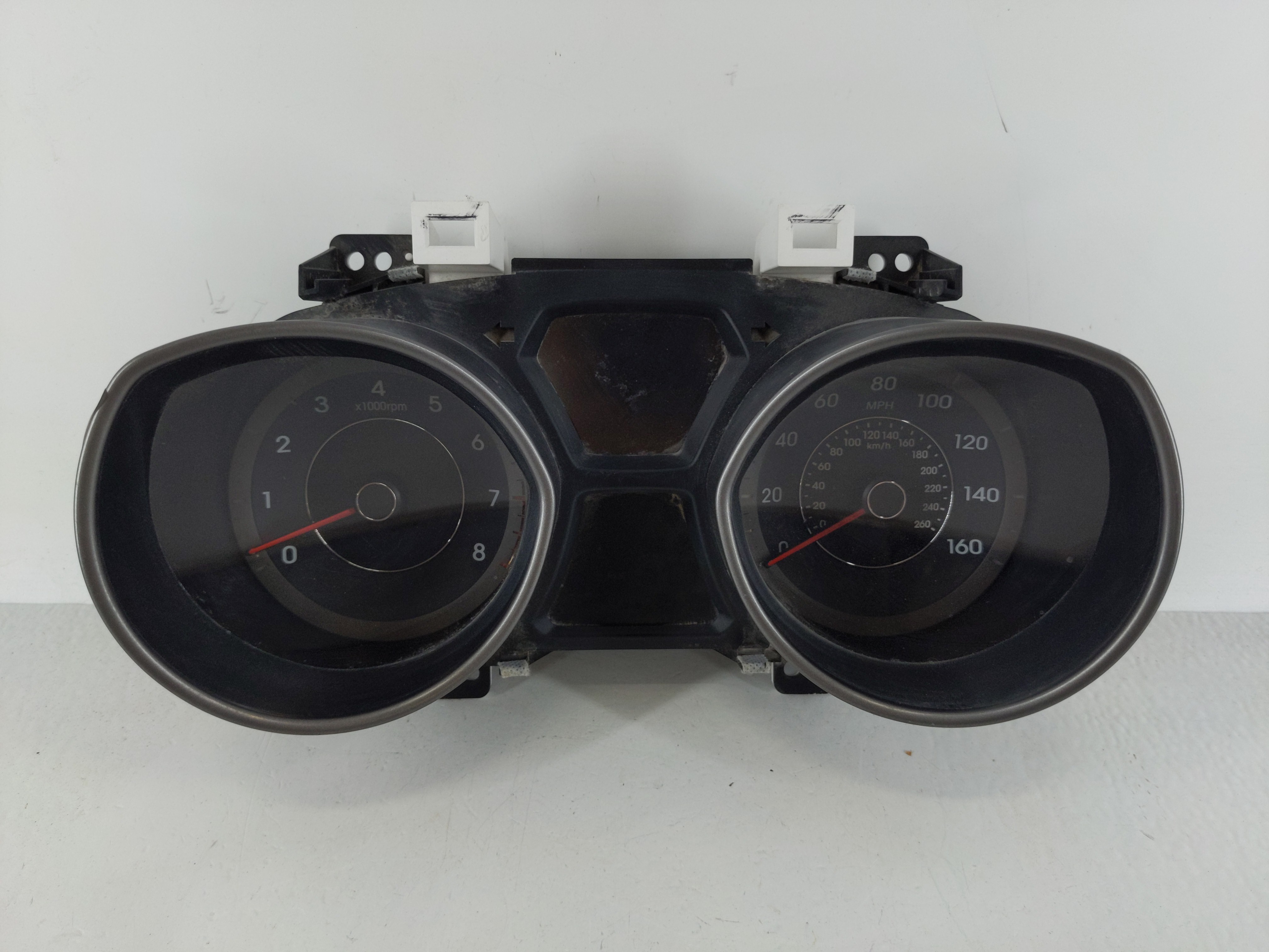 Picture of 2013-2013 Hyundai Elantra Speedometer Instrument Cluster Gauges 1116517