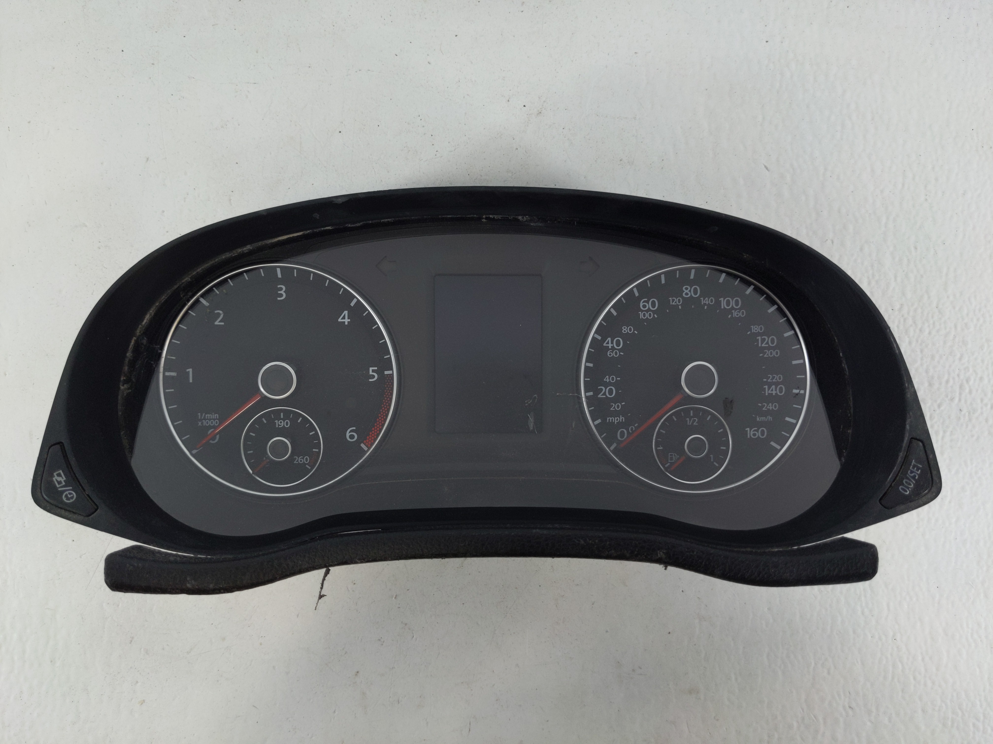 2013-2014 Volkswagen Passat Speedometer Instrument Cluster Gauges 1116531 - Oemusedautoparts1.com
