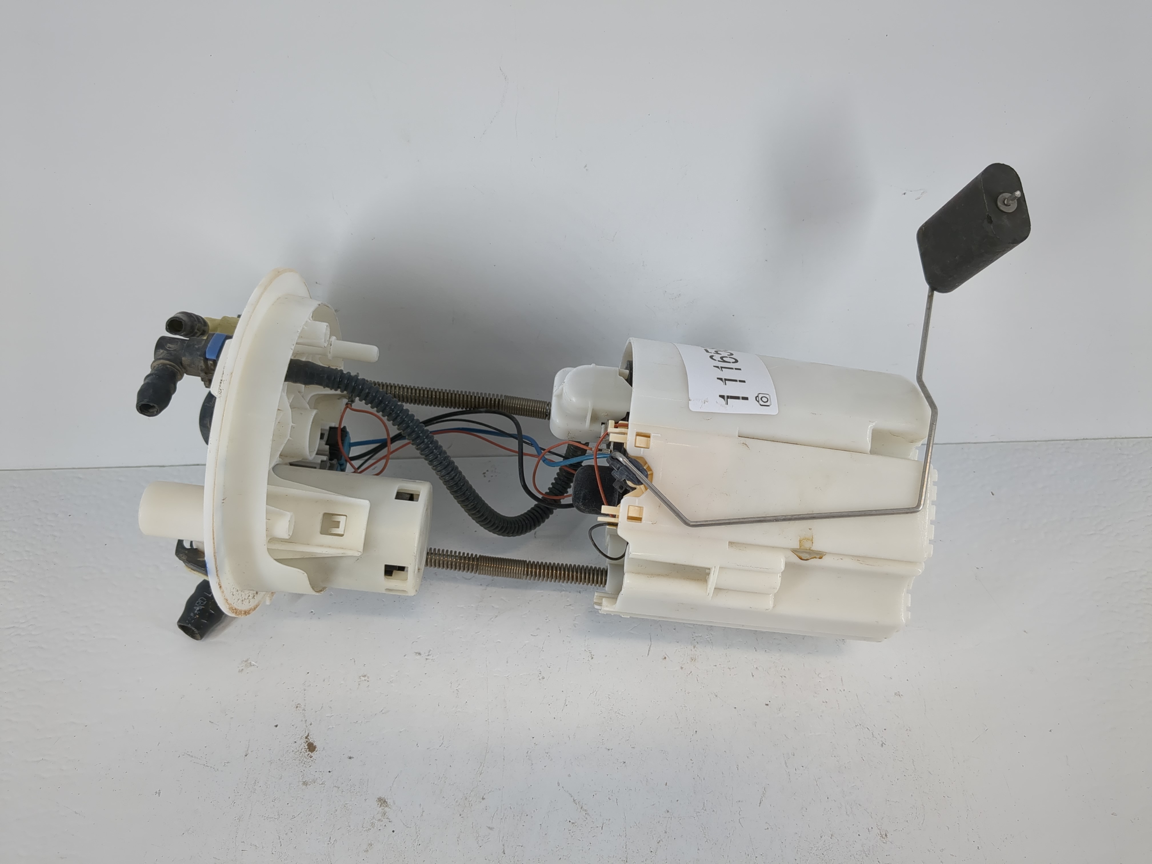 Picture of 2015-2022 Chevrolet Colorado Electrical Gas Fuel Pump Assembly 1116588