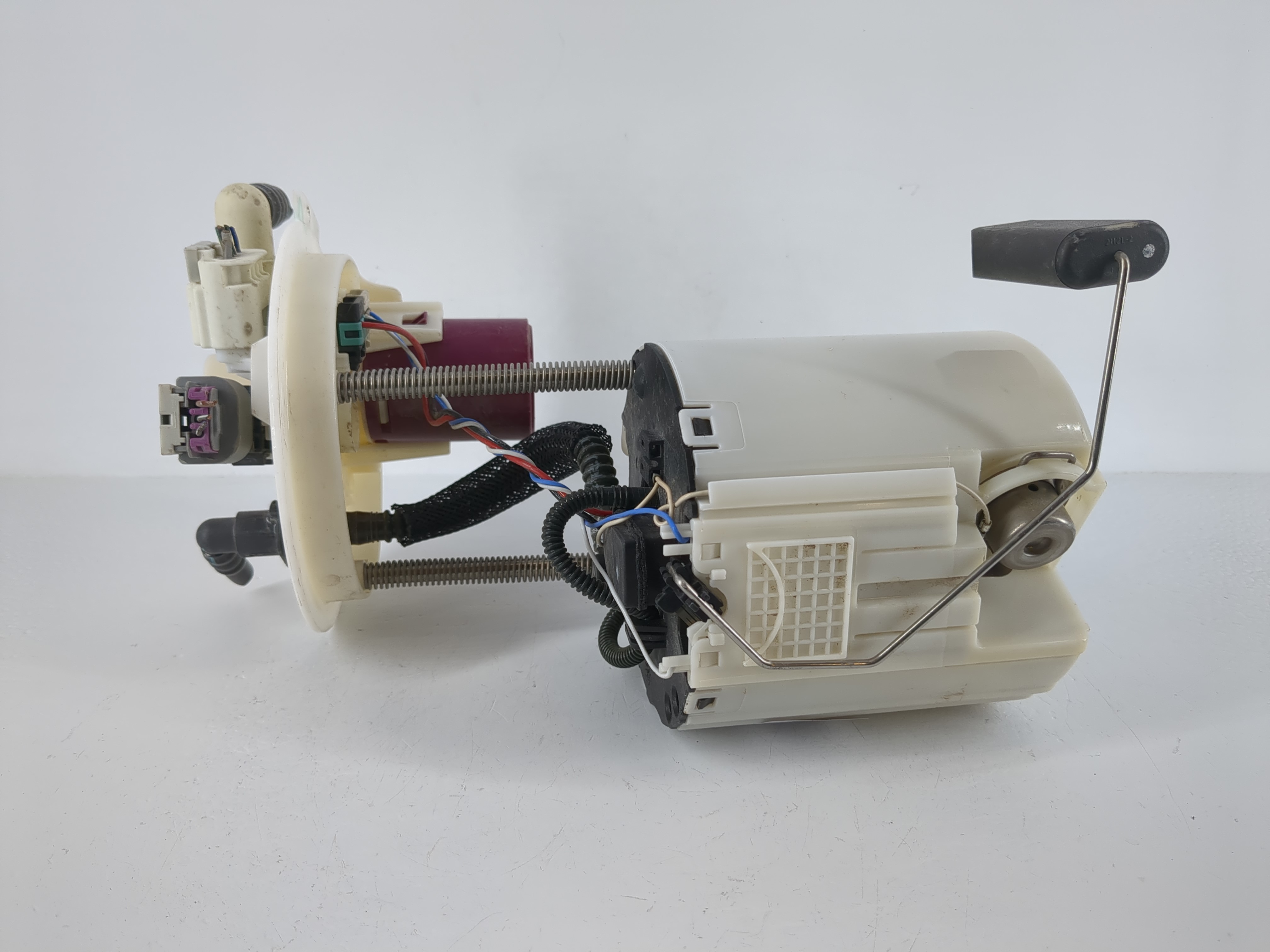 2011-2016 Chevrolet Cruze Electrical Gas Fuel Pump Assembly 1116593 - Oemusedautoparts1.com