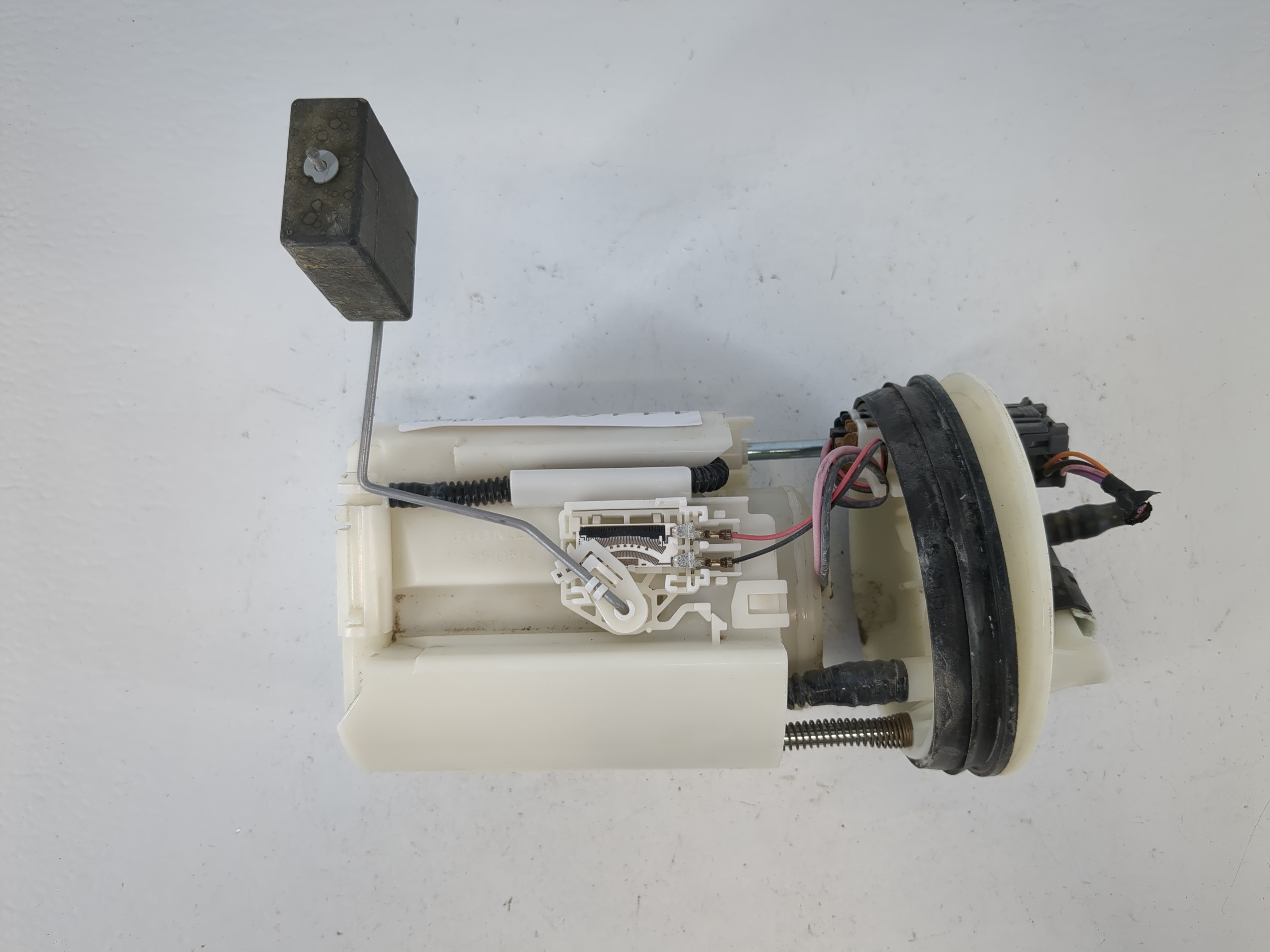 Picture of 2014-2017 Honda Odyssey Electrical Gas Fuel Pump Assembly 1116615