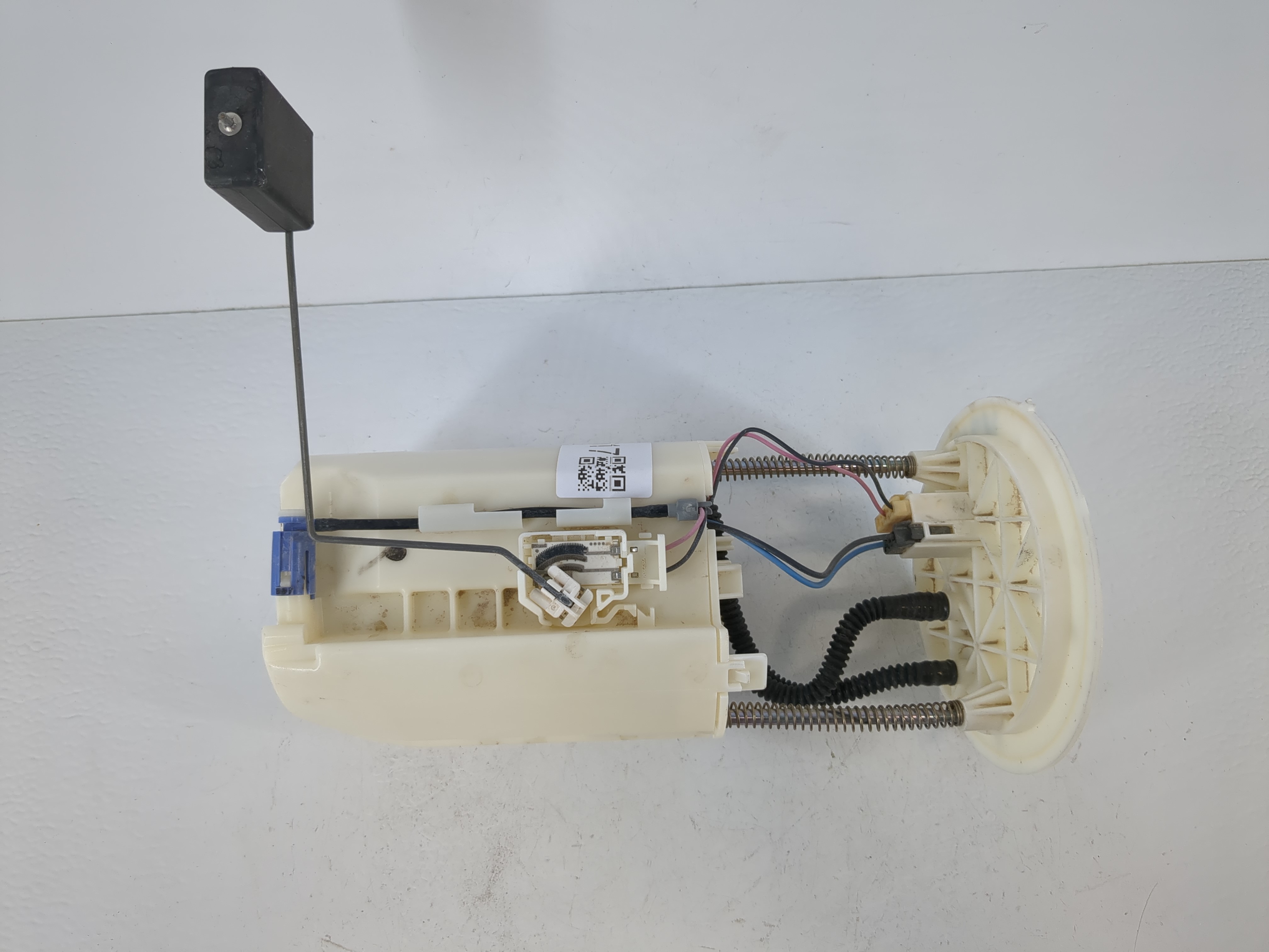 Picture of 2007-2021 Toyota Tundra Electrical Gas Fuel Pump Assembly 1116617