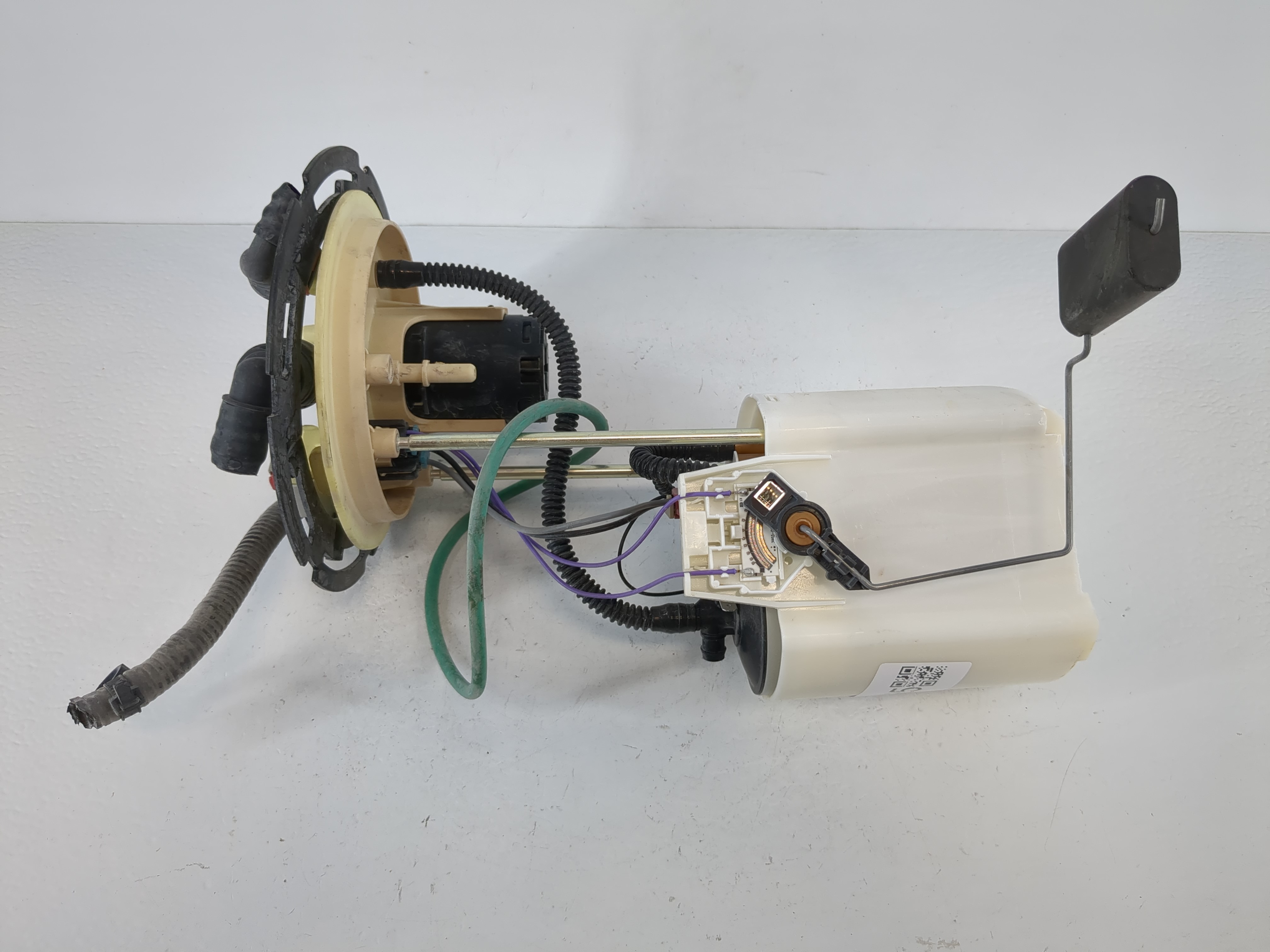 Picture of 2015-2017 Ford F-150 Electrical Gas Fuel Pump Assembly 1116625