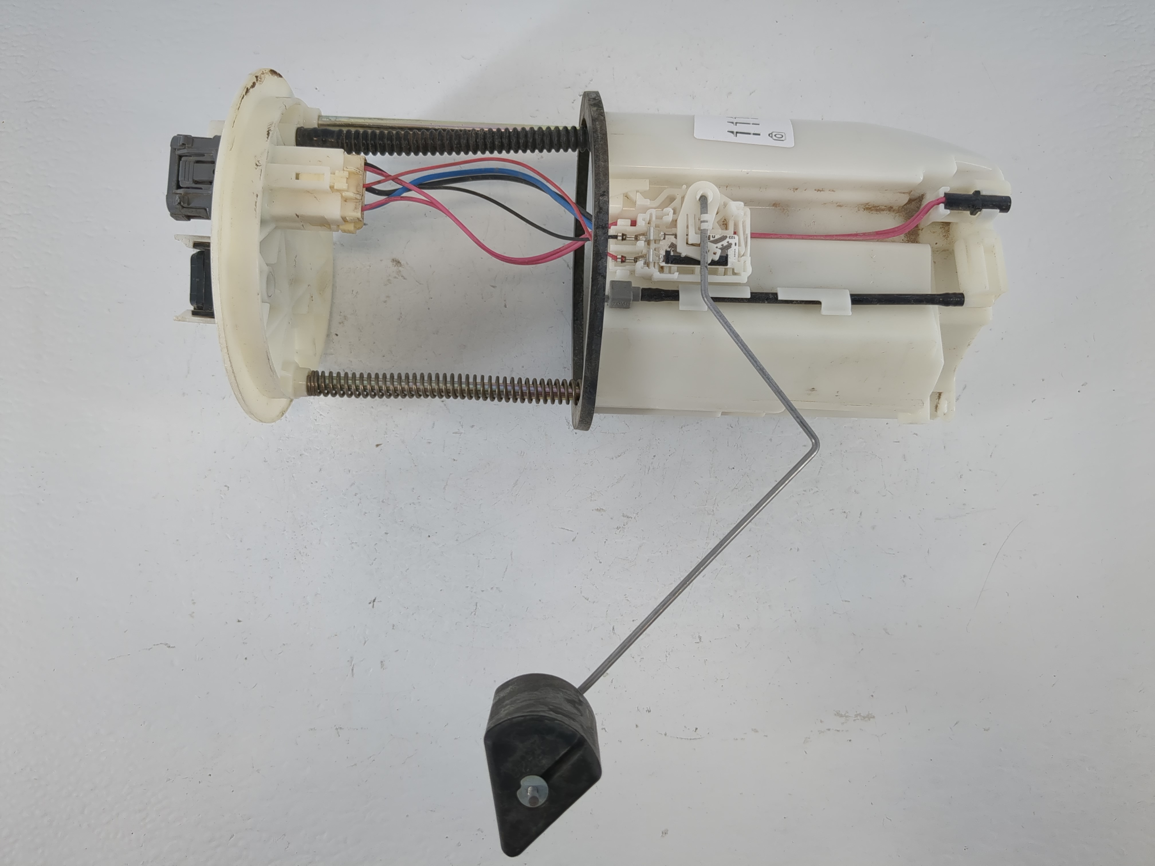 Picture of 2011-2017 Mitsubishi Outlander Sport Electrical Gas Fuel Pump Assembly 1116629