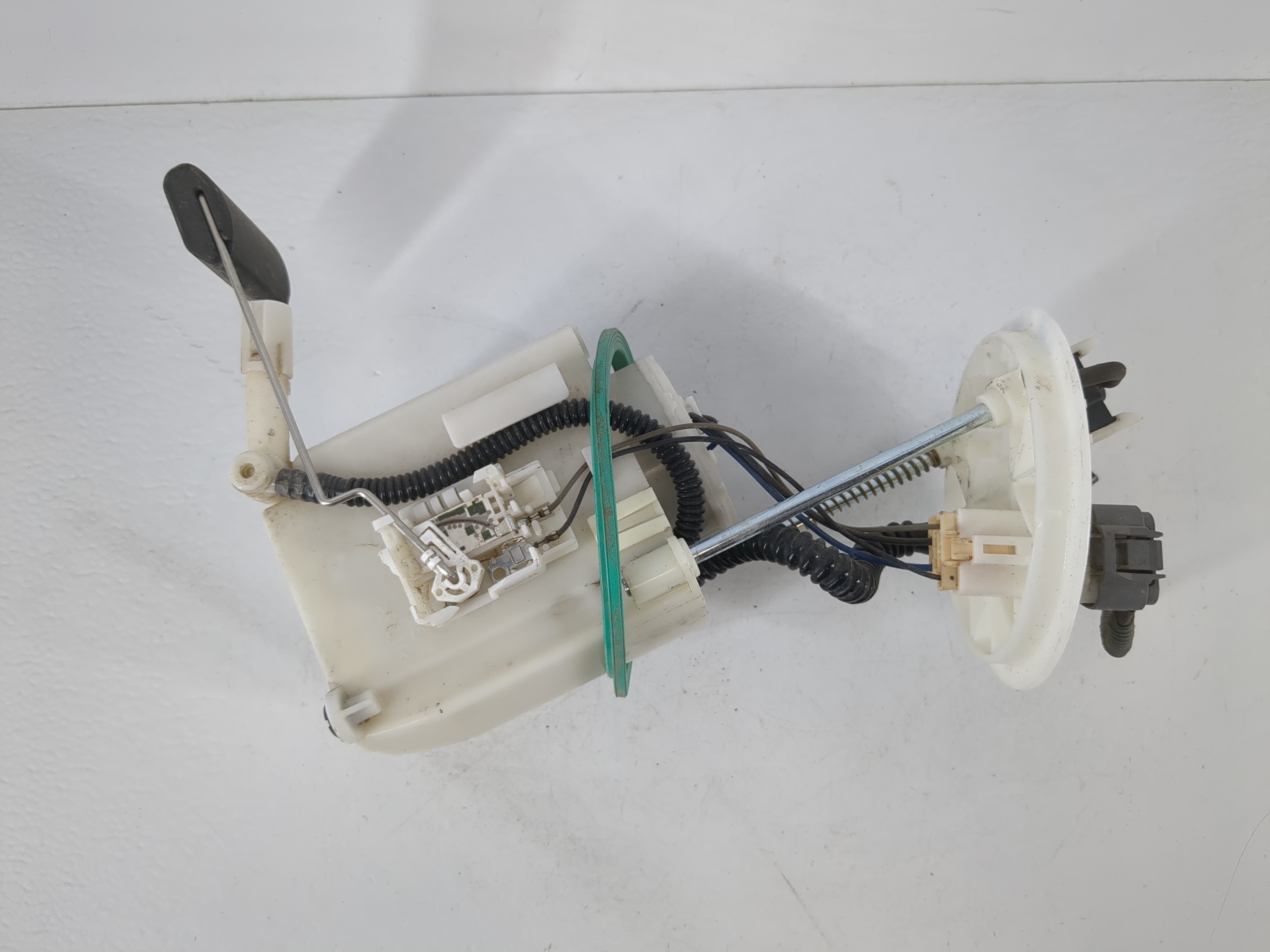 2011-2015 Kia Optima Electrical Gas Fuel Pump Assembly 1116665 - Oemusedautoparts1.com