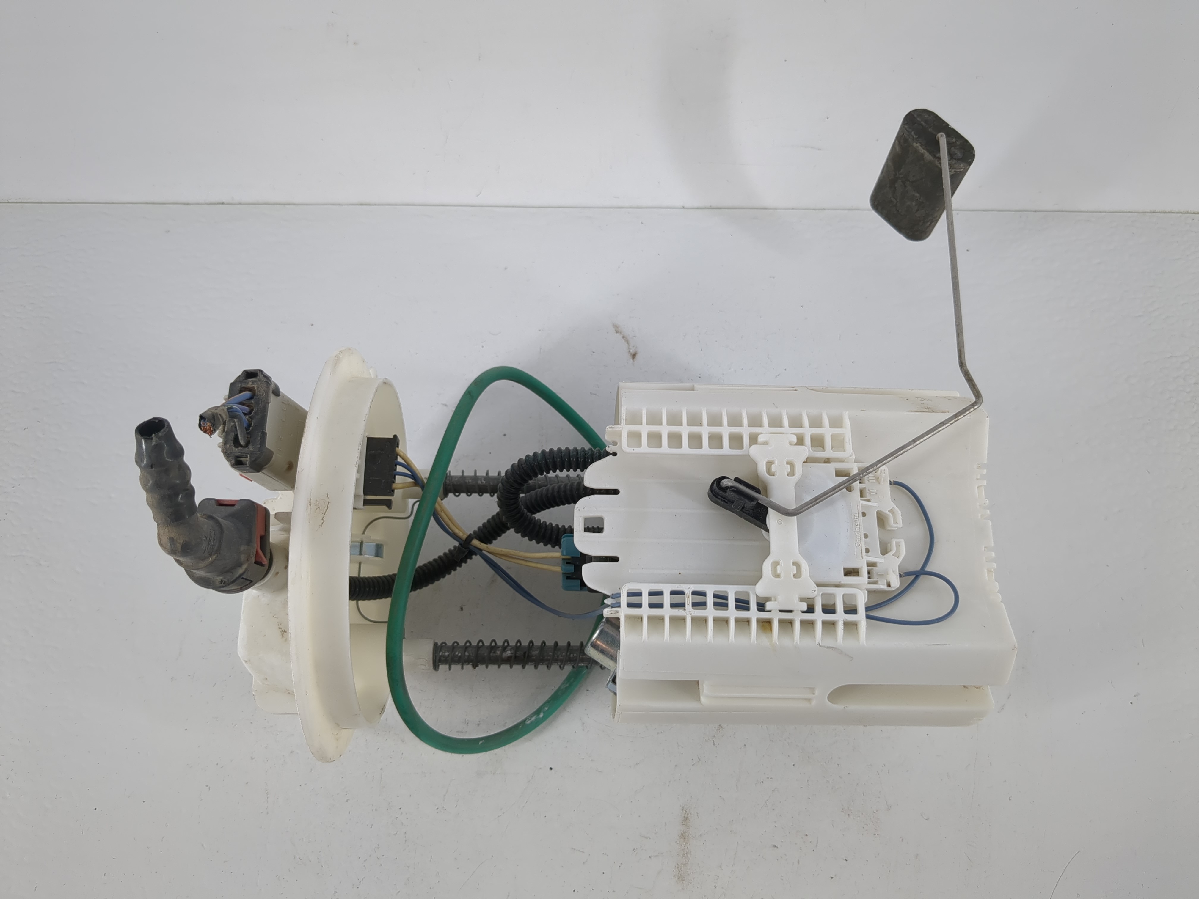 Dodge Caravan Electrical Gas Fuel Pump Assembly 1116674 - Oemusedautoparts1.com