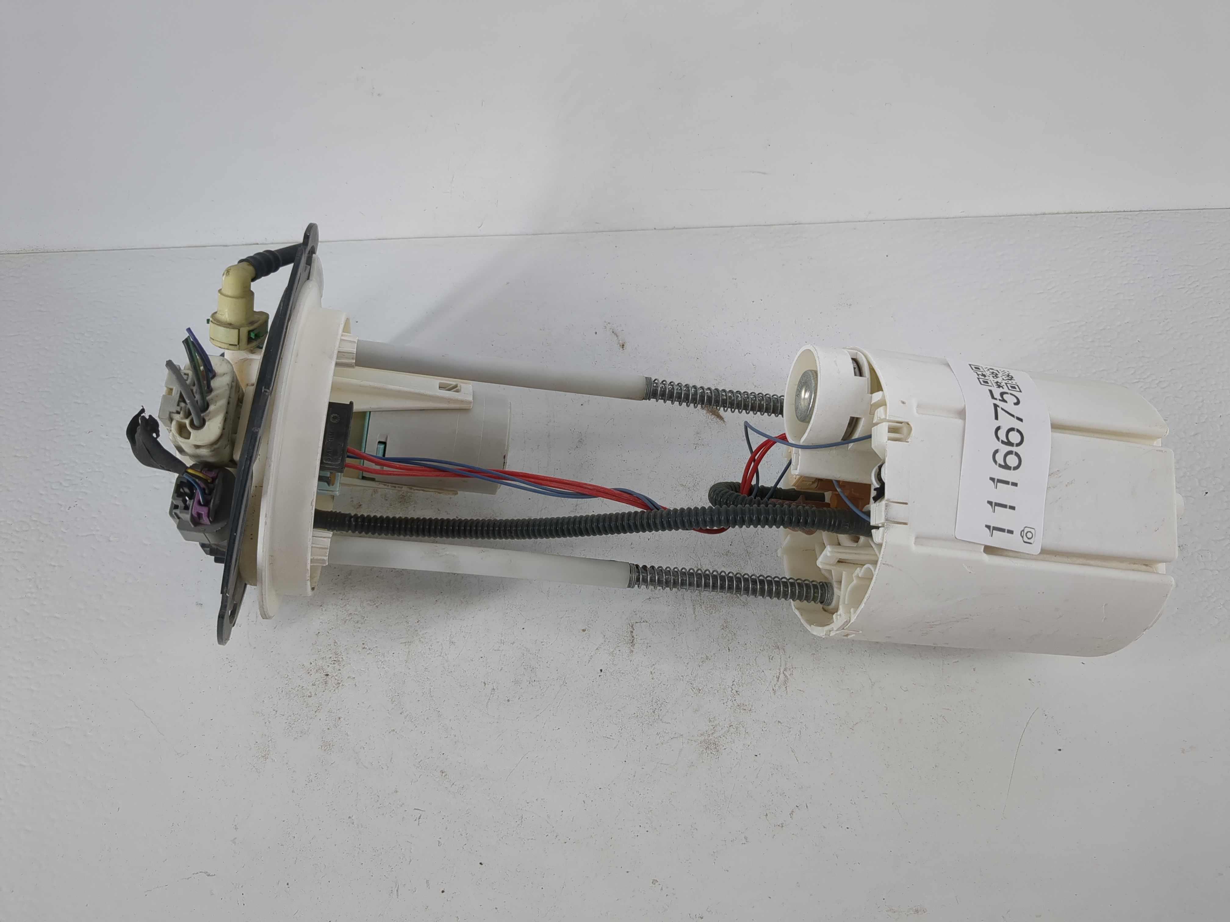 Picture of 2017-2019 Chevrolet Silverado 1500 Electrical Gas Fuel Pump Assembly 1116675