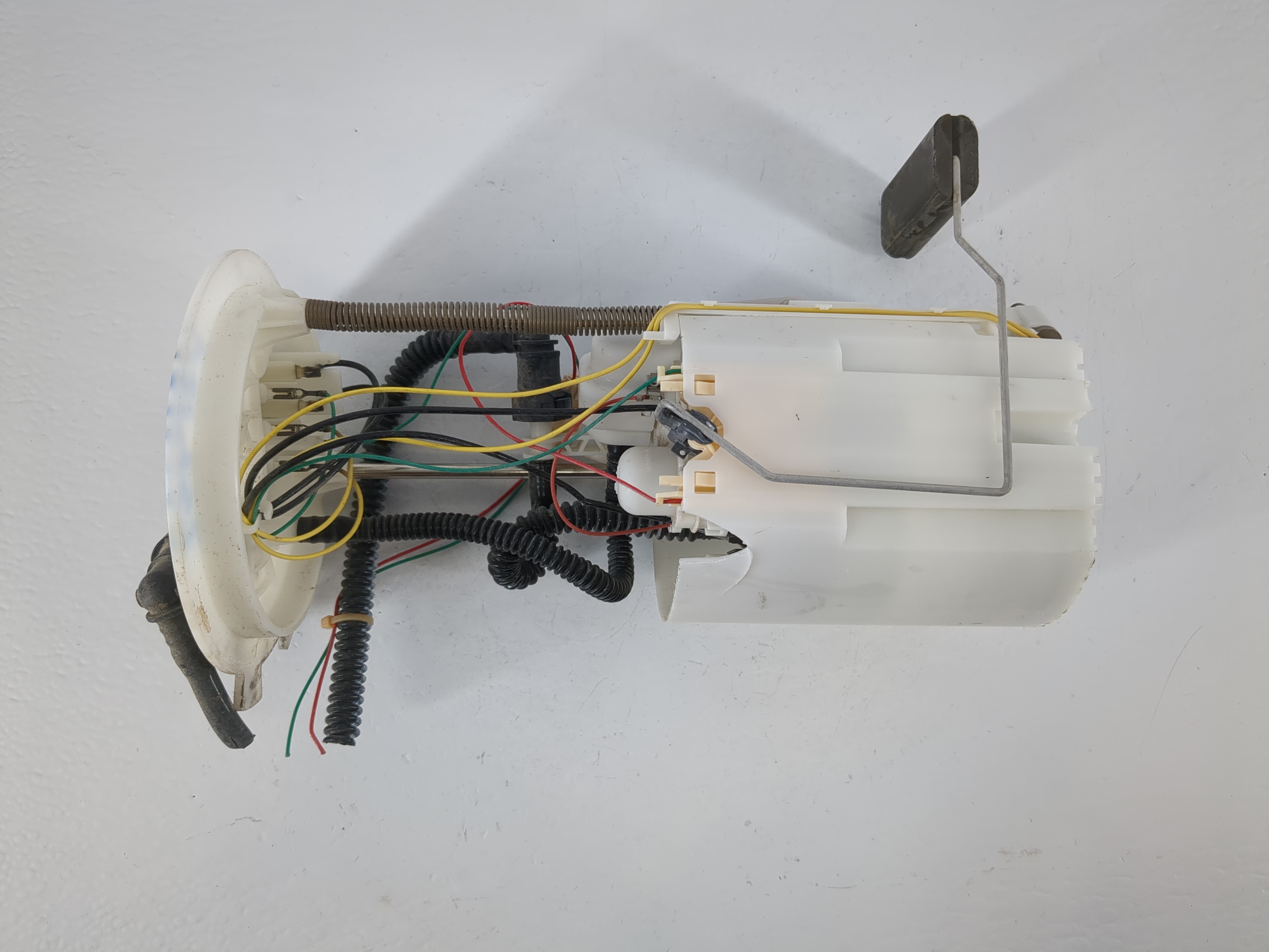 Picture of 2017-2022 Nissan Rogue Sport Electrical Gas Fuel Pump Assembly 1116683