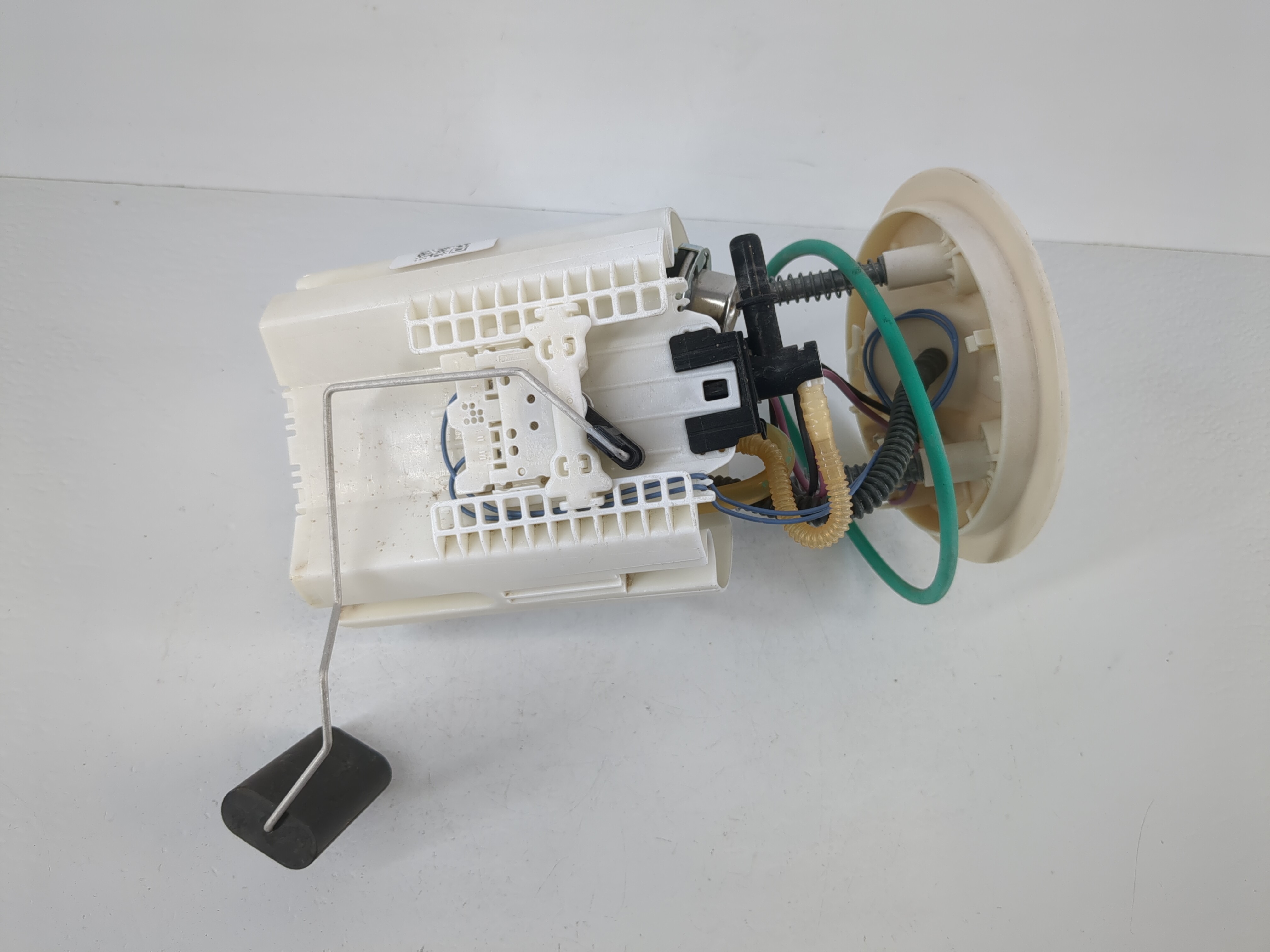 2020-2022 Dodge Challenger Electrical Gas Fuel Pump Assembly 1116684 - Oemusedautoparts1.com