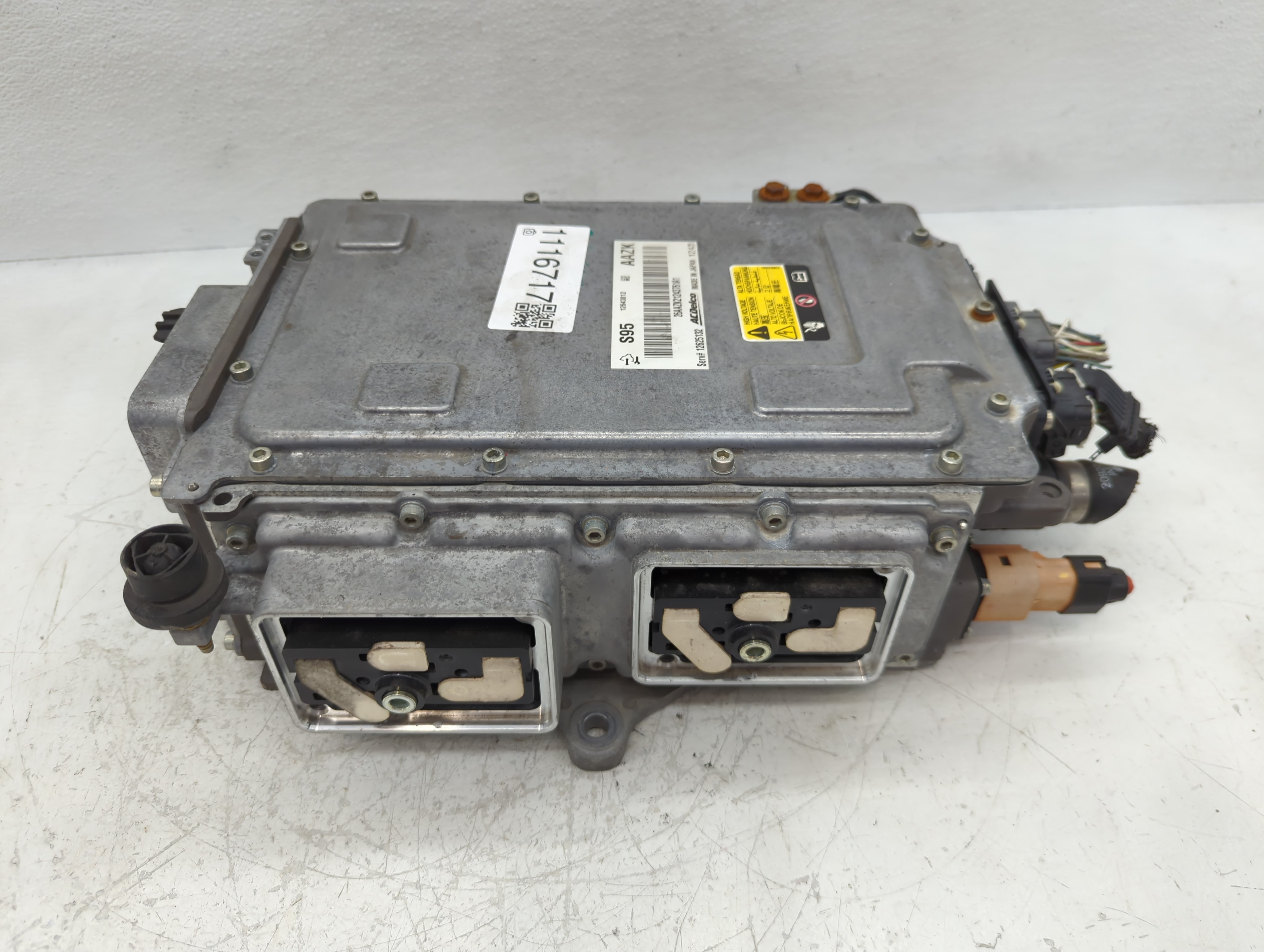 Picture of 2011-2012 Chevrolet Volt Hybrid Dc Synergy Drive Power Inverter 1116717