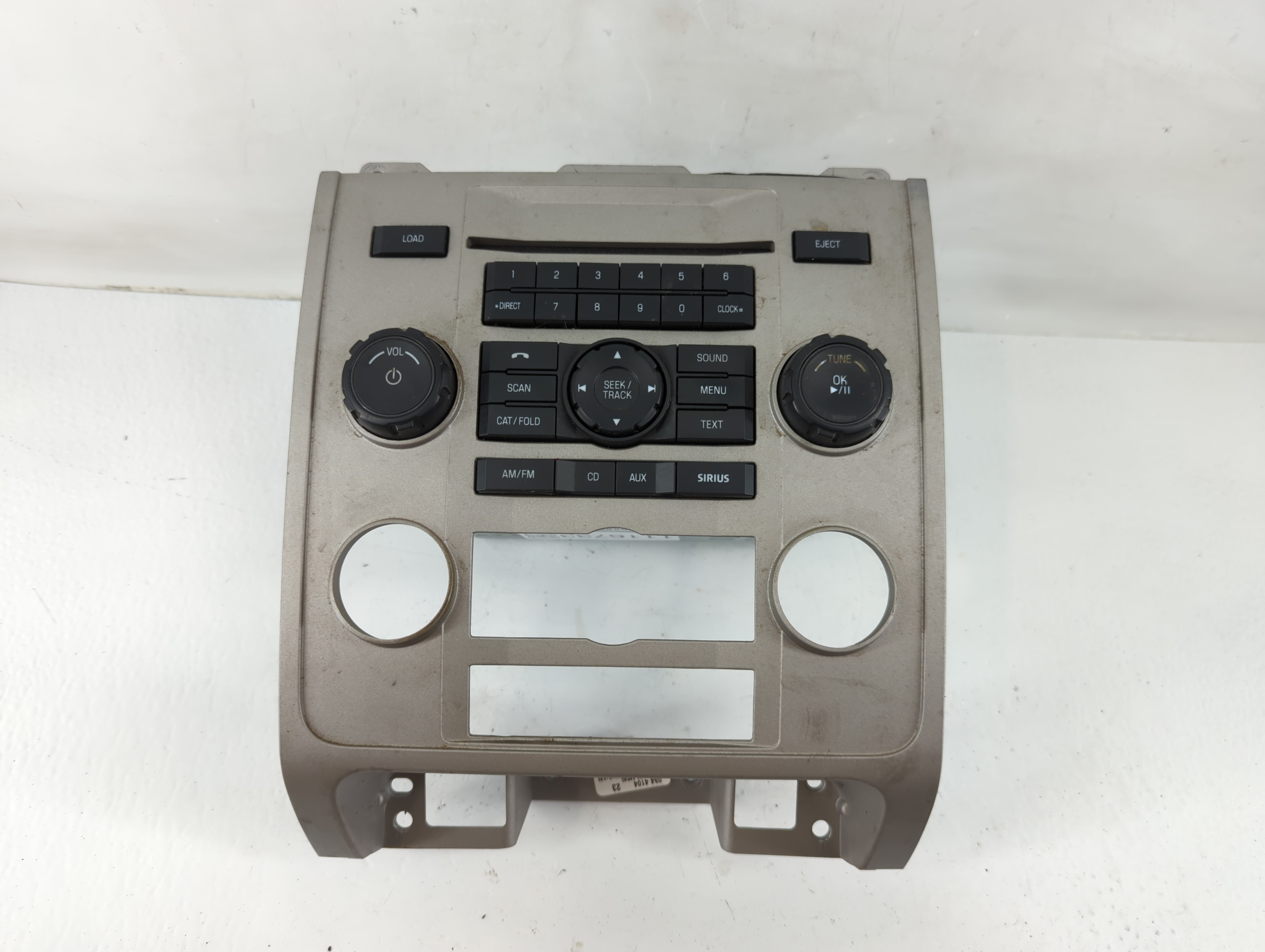 Picture of 2009-2012 Ford Escape Am Fm Cd Player Radio Receiver 1116733