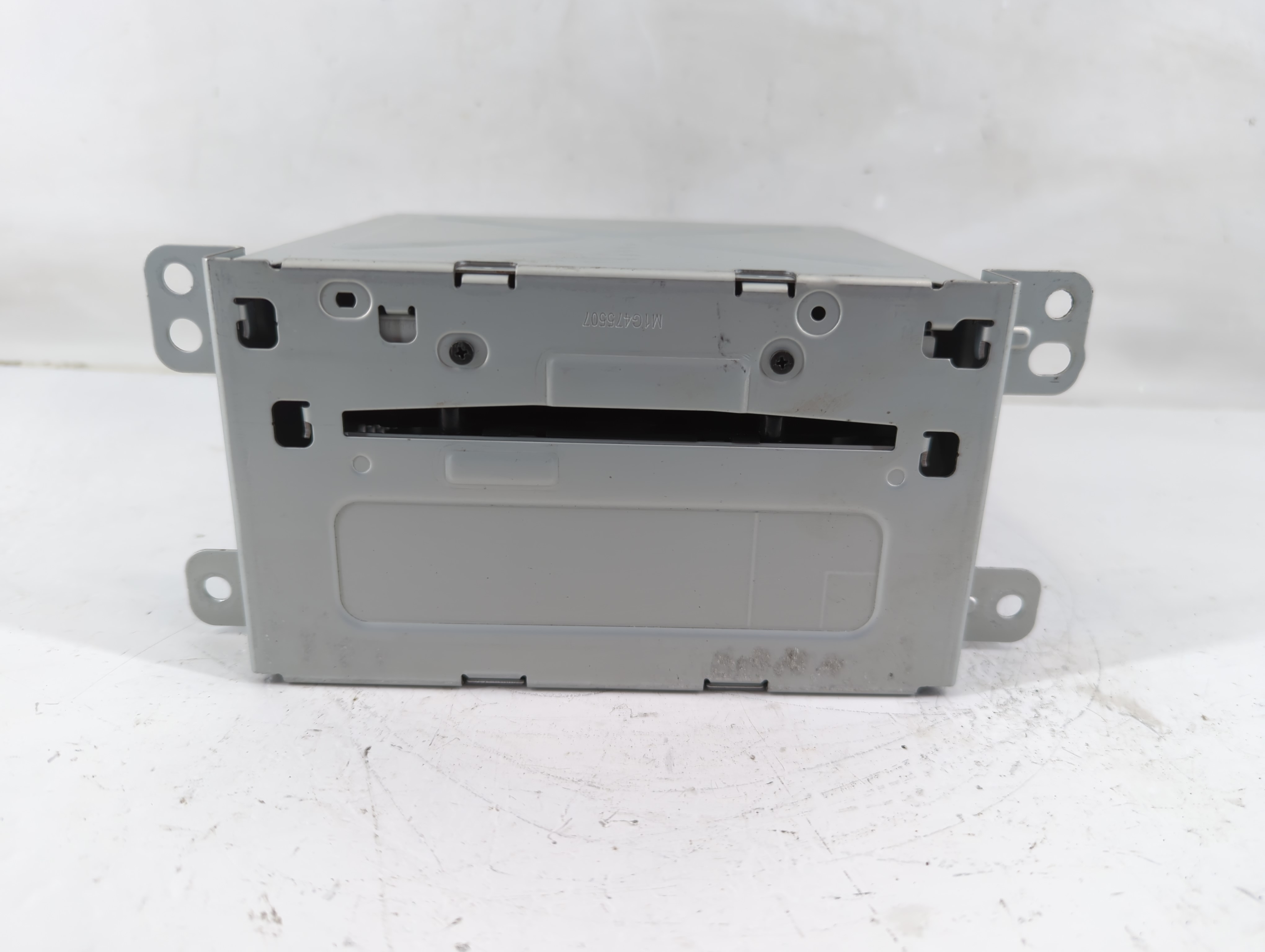 2014-2016 Chevrolet Malibu Am Fm Cd Player Radio Receiver 1116854 - Oemusedautoparts1.com