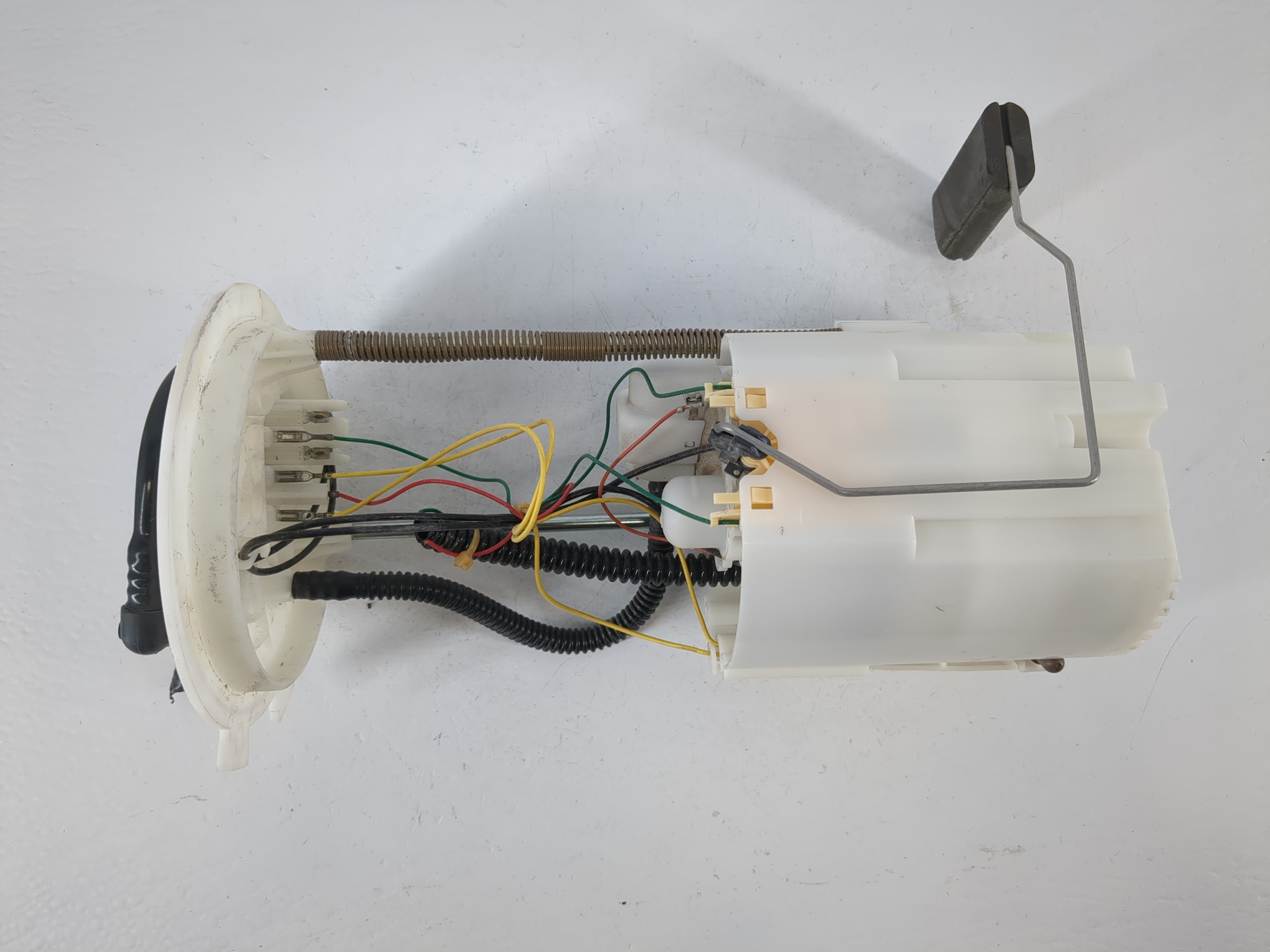 Picture of 2014-2020 Nissan Rogue Electrical Gas Fuel Pump Assembly 1116945