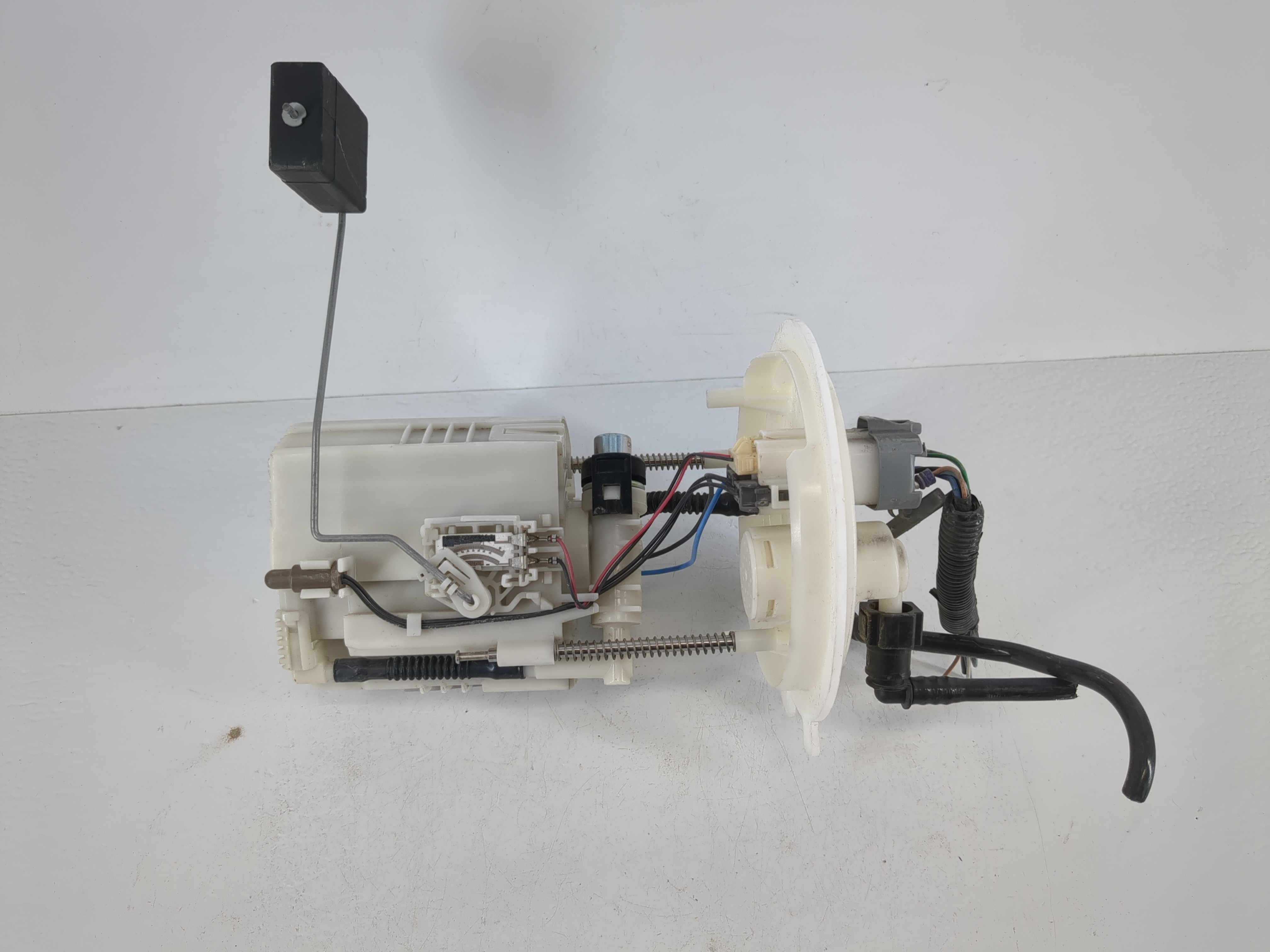 Picture of 2019-2022 Nissan Altima Electrical Gas Fuel Pump Assembly 1116953