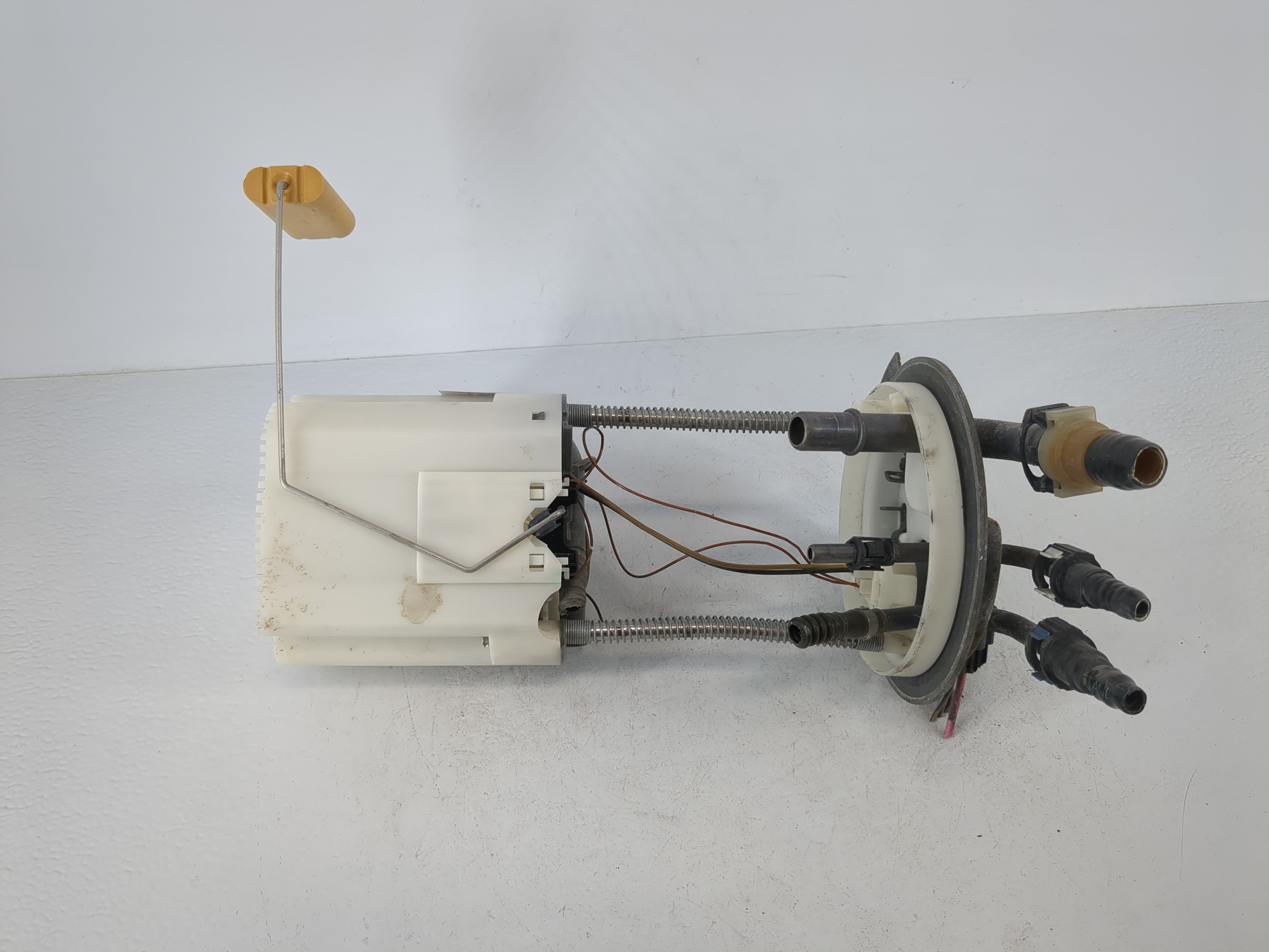 2008-2013 Cadillac Escalade Electrical Gas Fuel Pump Assembly 1116974 - Oemusedautoparts1.com