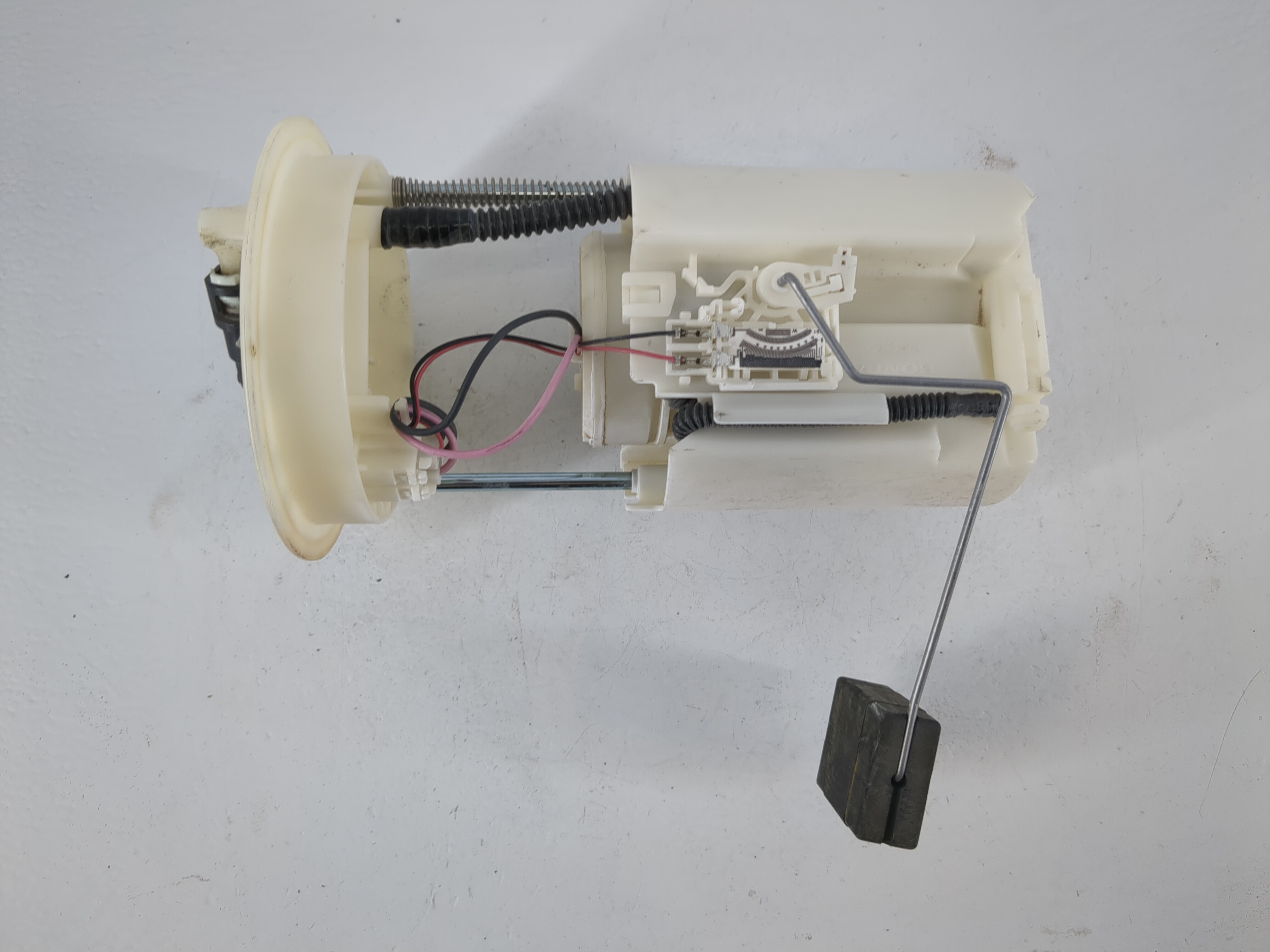 Picture of 2013-2017 Honda Accord Electrical Gas Fuel Pump Assembly 1117028