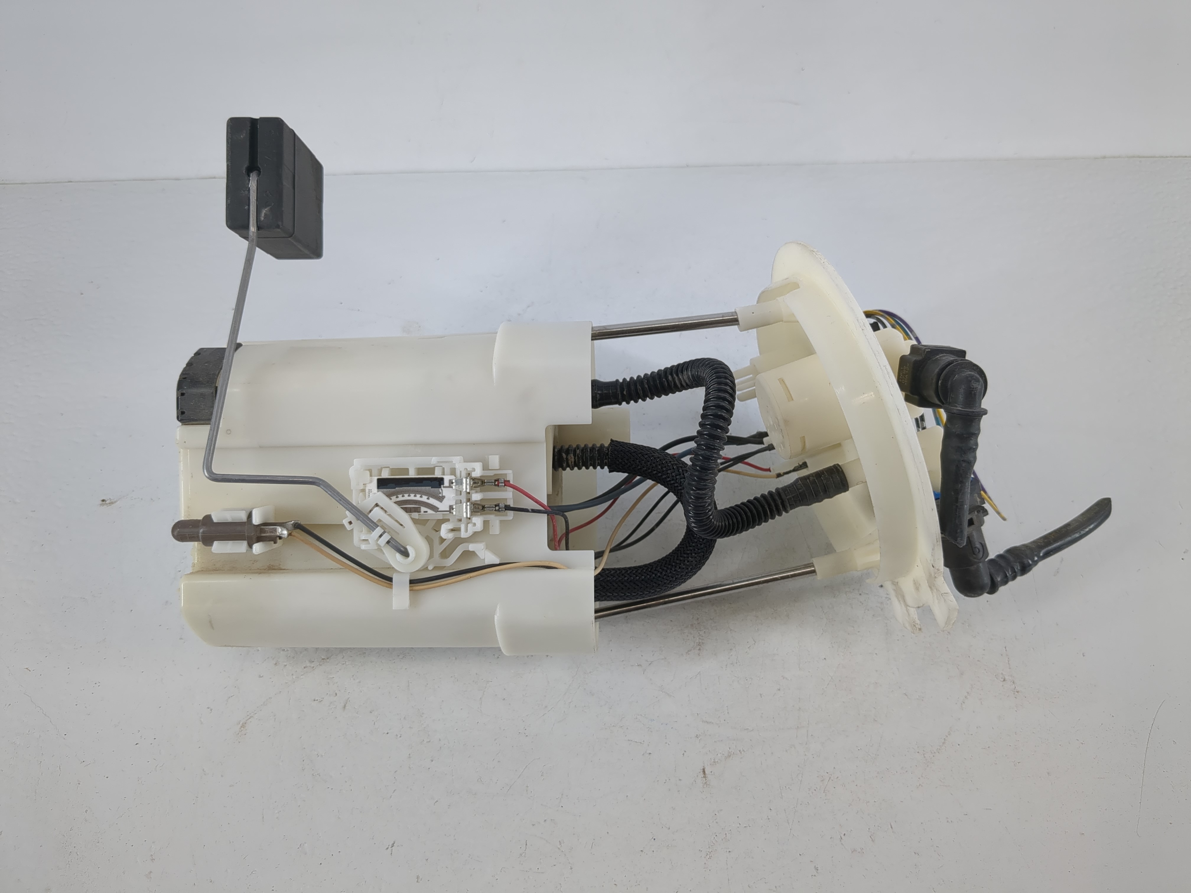 Picture of 2009-2014 Nissan Maxima Electrical Gas Fuel Pump Assembly 1117037