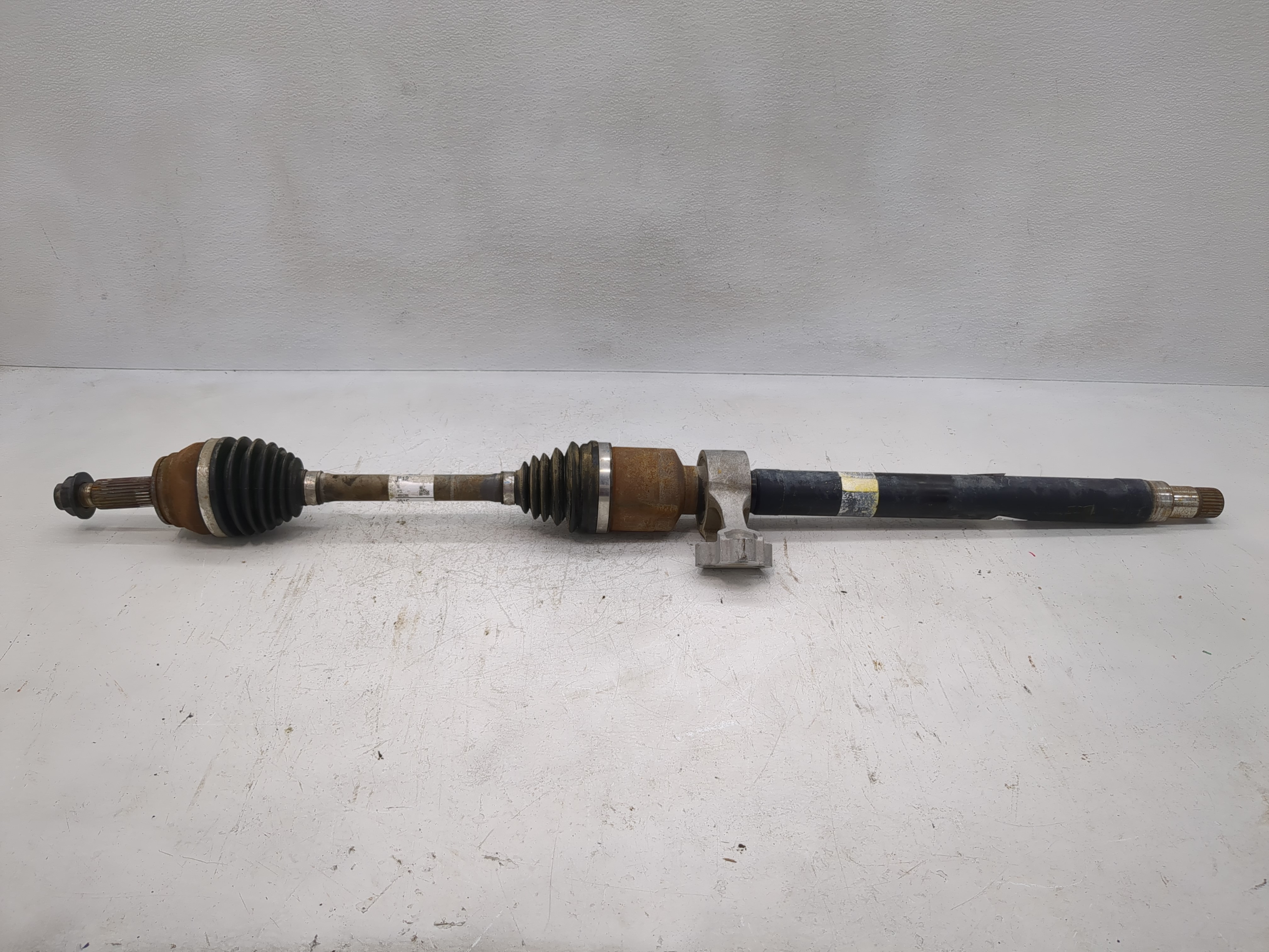 2017-2020 Hyundai Ioniq Axle Shaft Front Passenger Cv C/v 1117052 - Oemusedautoparts1.com