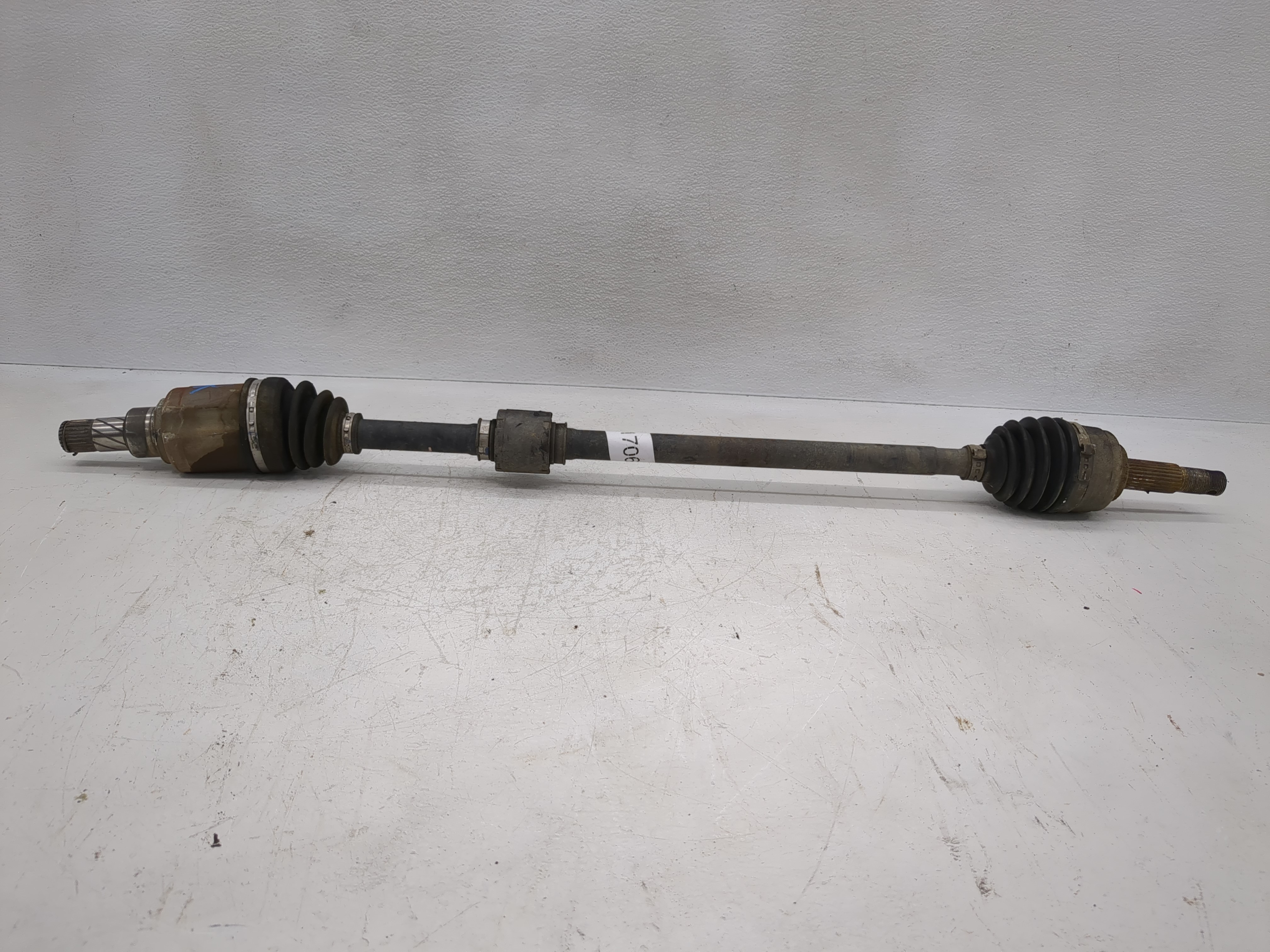 2012-2019 Nissan Versa Axle Shaft Front Passenger Cv C/v 1117064 - Oemusedautoparts1.com