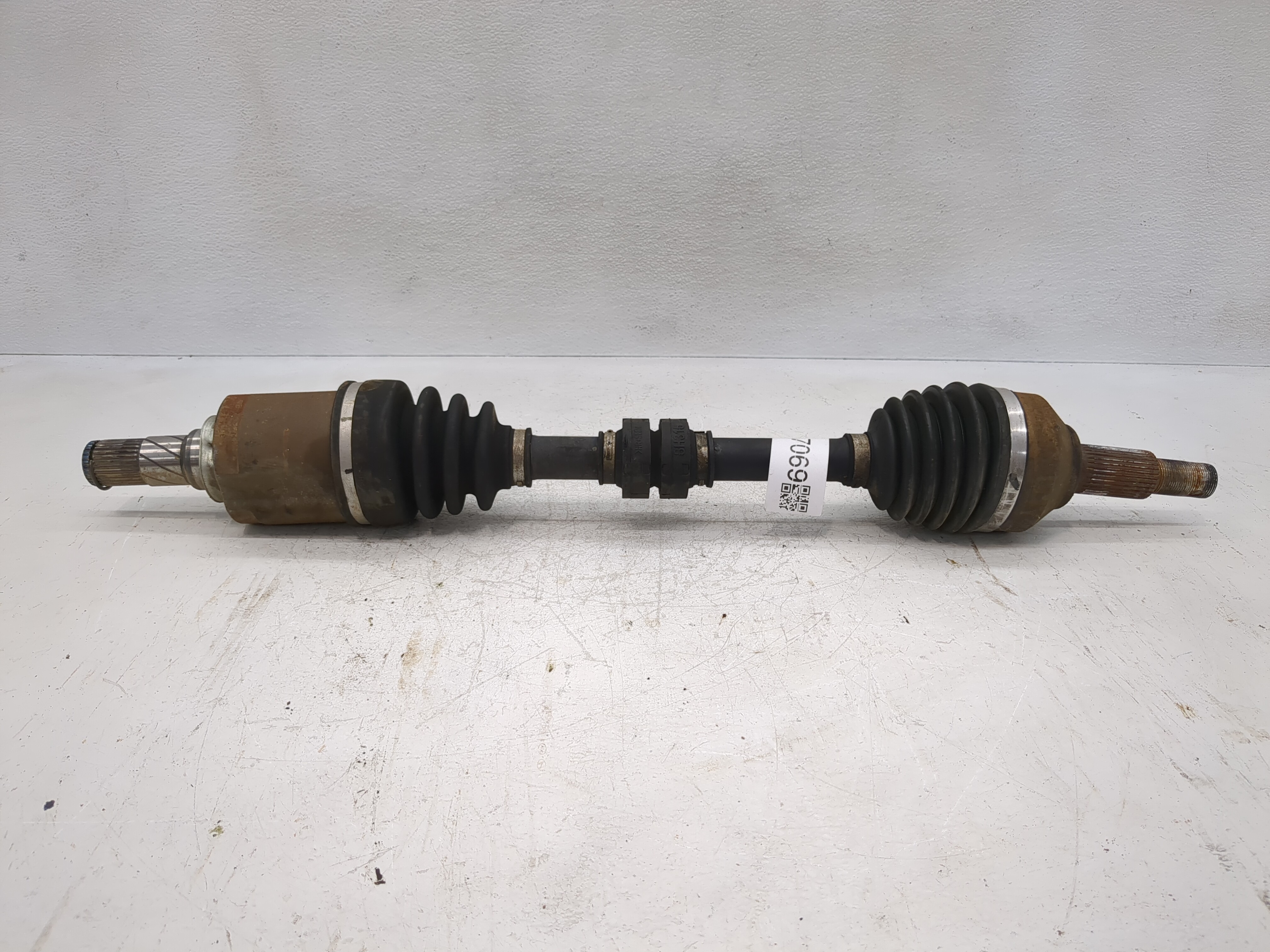 2015-2020 Infiniti Qx60 Axle Shaft Front Driver Cv C/v 1117069 - Oemusedautoparts1.com