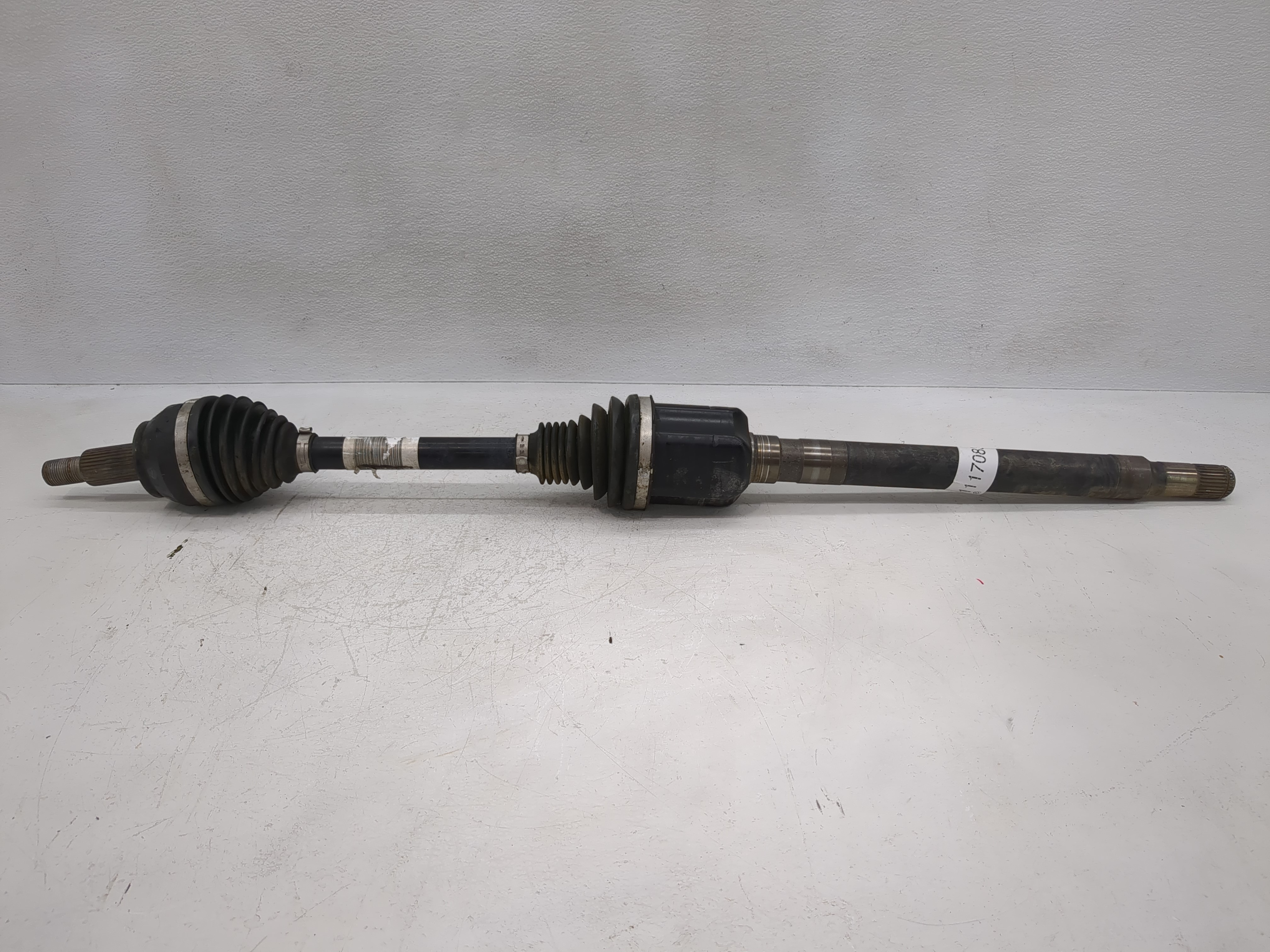 2013-2019 Land Rover Range Rover Axle Shaft Front Driver Cv C/v 1117083 - Oemusedautoparts1.com