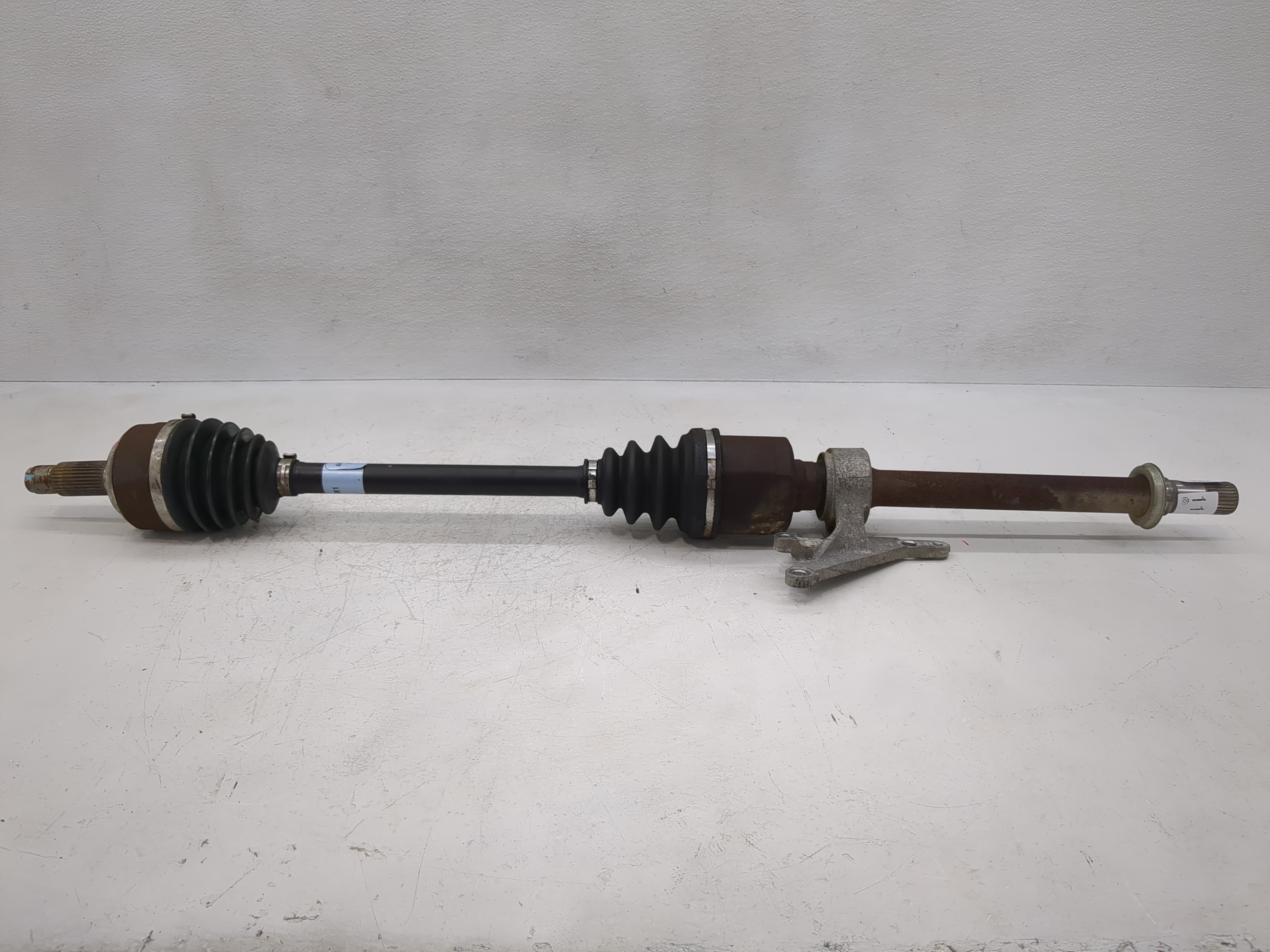 Picture of 2005-2006 Honda Odyssey Axle Shaft Front Passenger Cv C/v 1117089