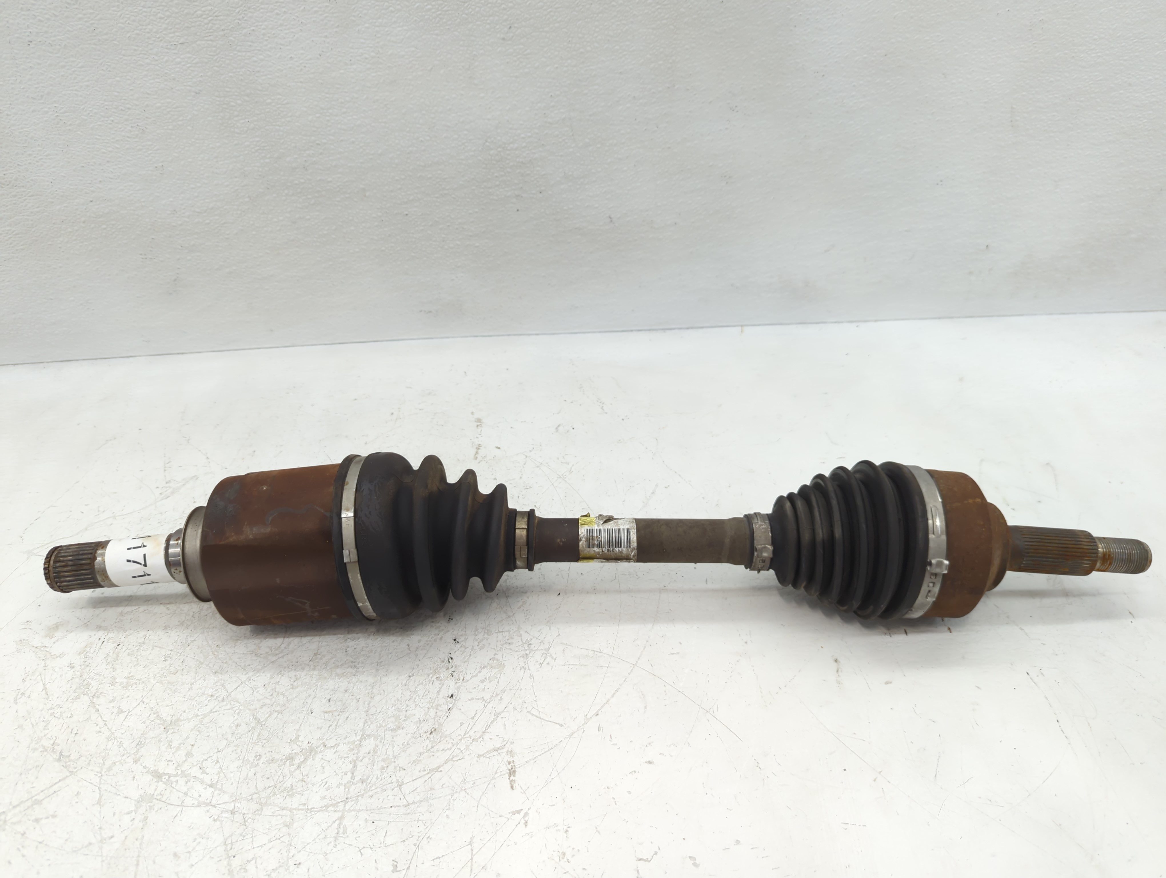 2010-2012 Lincoln Mkt Axle Shaft Front Driver Cv C/v 1117113 - Oemusedautoparts1.com