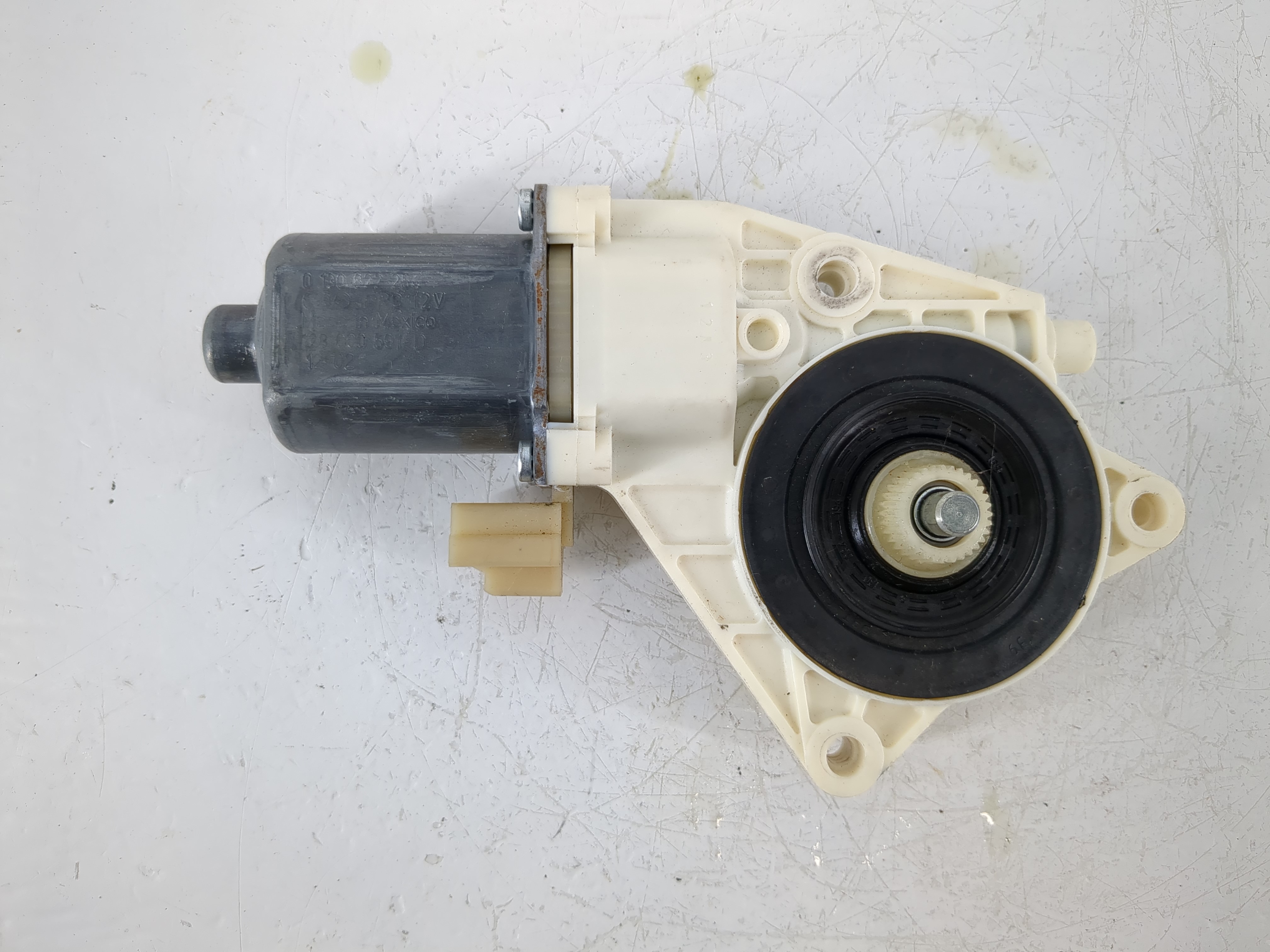 2010-2012 Ford Fusion Driver Front Left Power Window Motor 1117179 - Oemusedautoparts1.com
