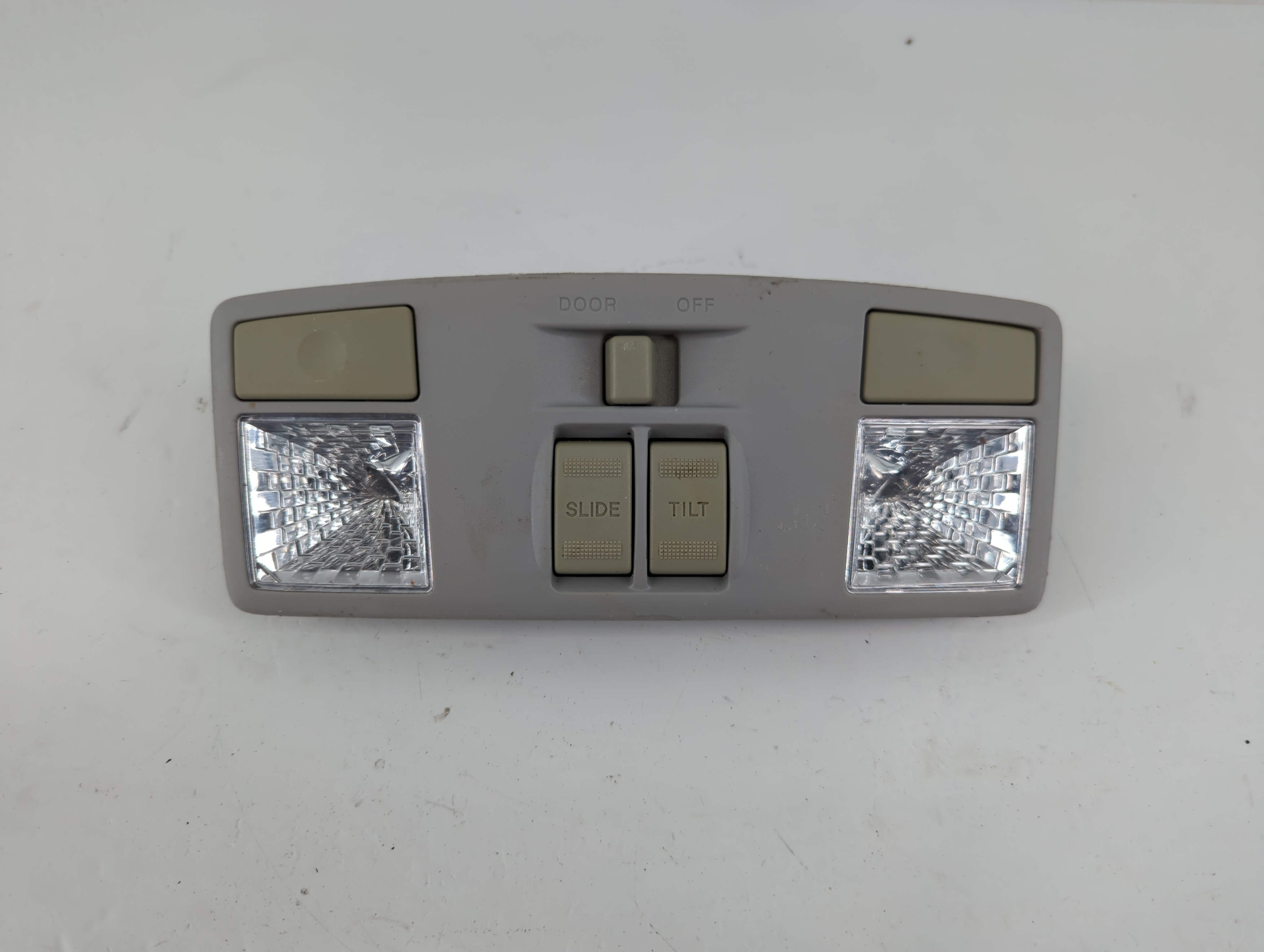 2007 Mazda 3 Overhead Roof Console Interior Dome Light 1117181 - Oemusedautoparts1.com