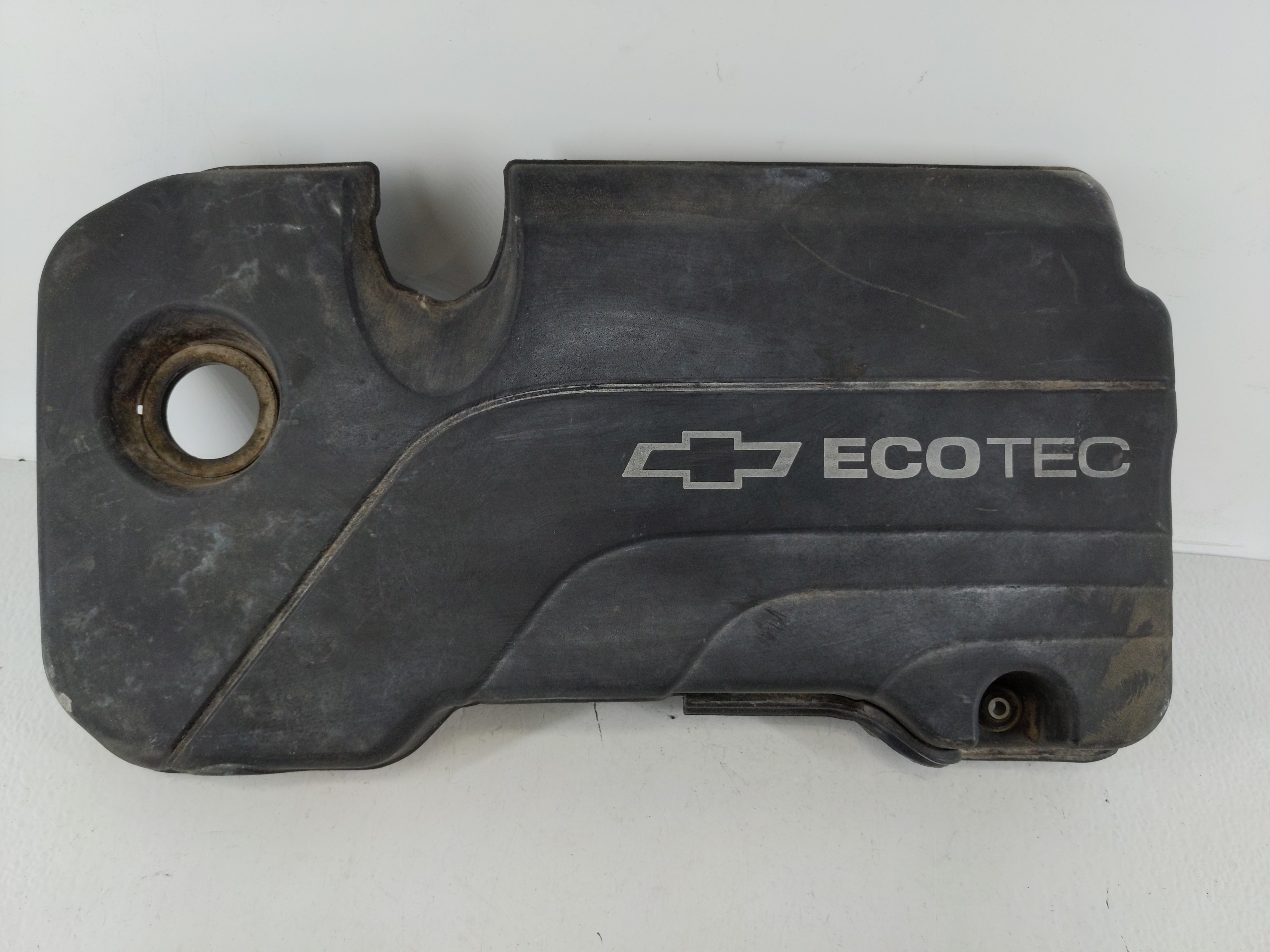 2017 Chevrolet Malibu Engine Cover 1117189 - Oemusedautoparts1.com