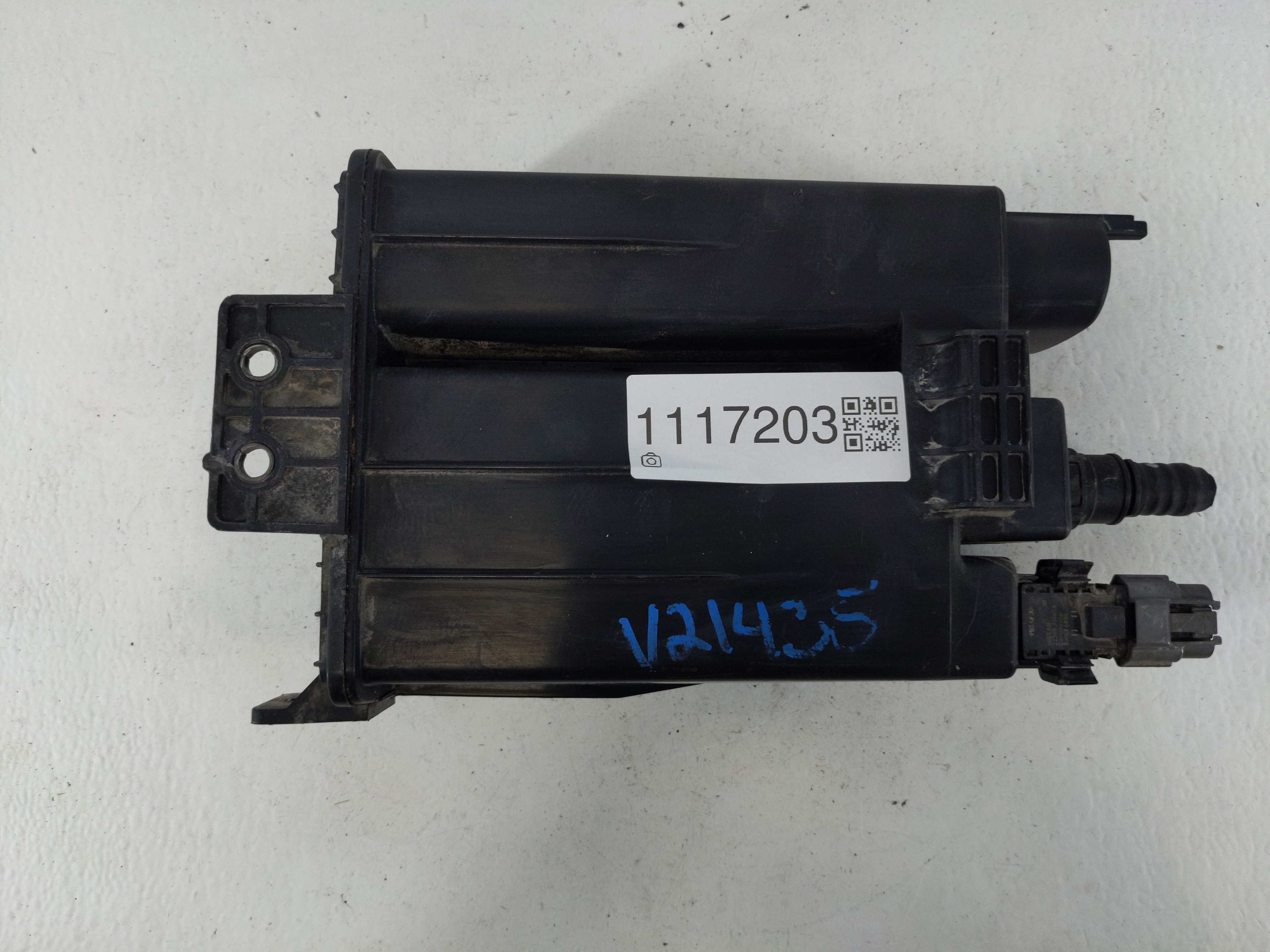Picture of 2017 Nissan Pathfinder Fuel Vapor Charcoal Canister 1117203