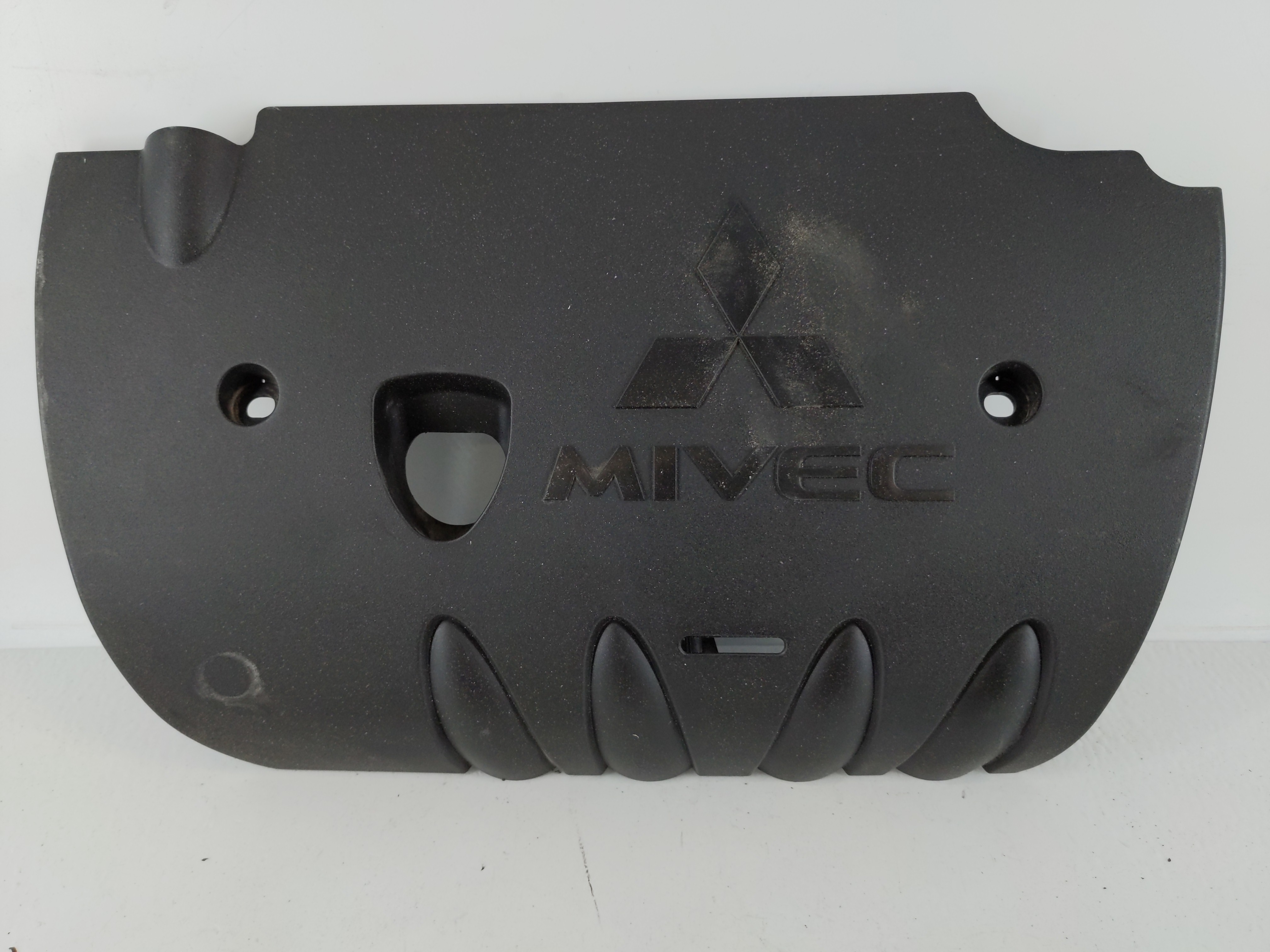 2016 Mitsubishi Outlander Sport Engine Cover 1117216 - Oemusedautoparts1.com