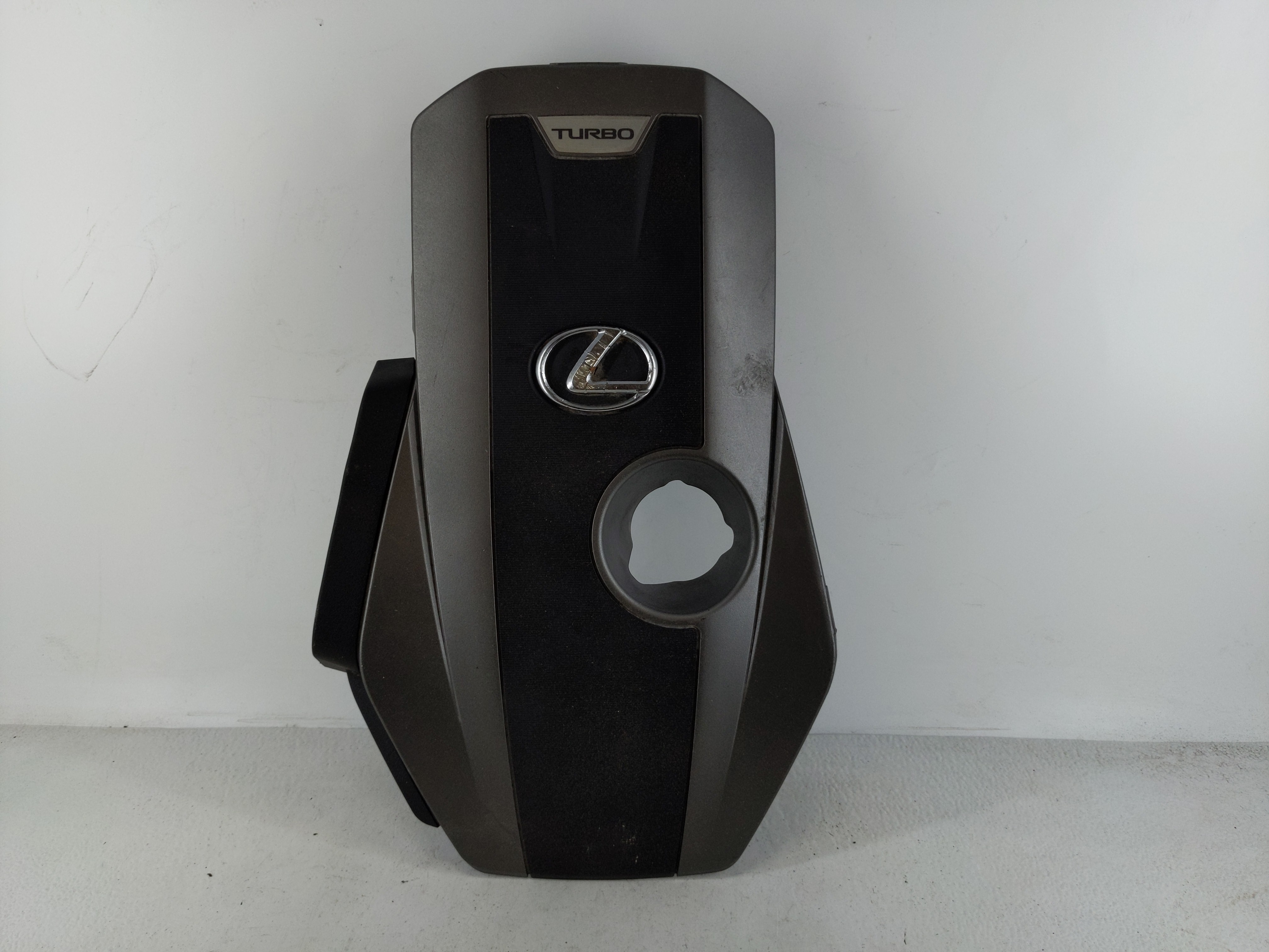 Picture of 2016 Lexus Is200t Engine Cover 1117243