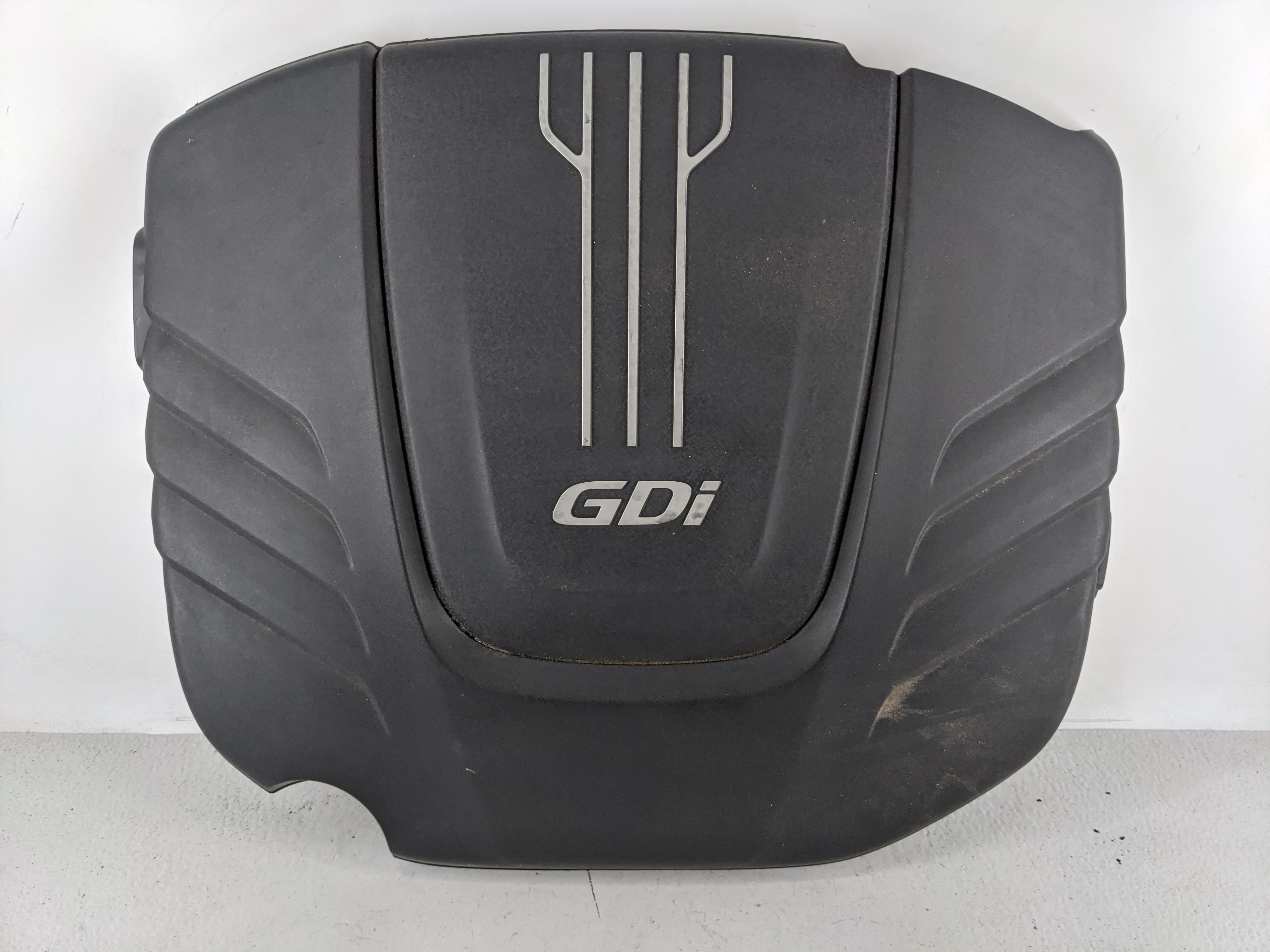 2016 Kia Sedona Engine Cover 1117246 - Oemusedautoparts1.com