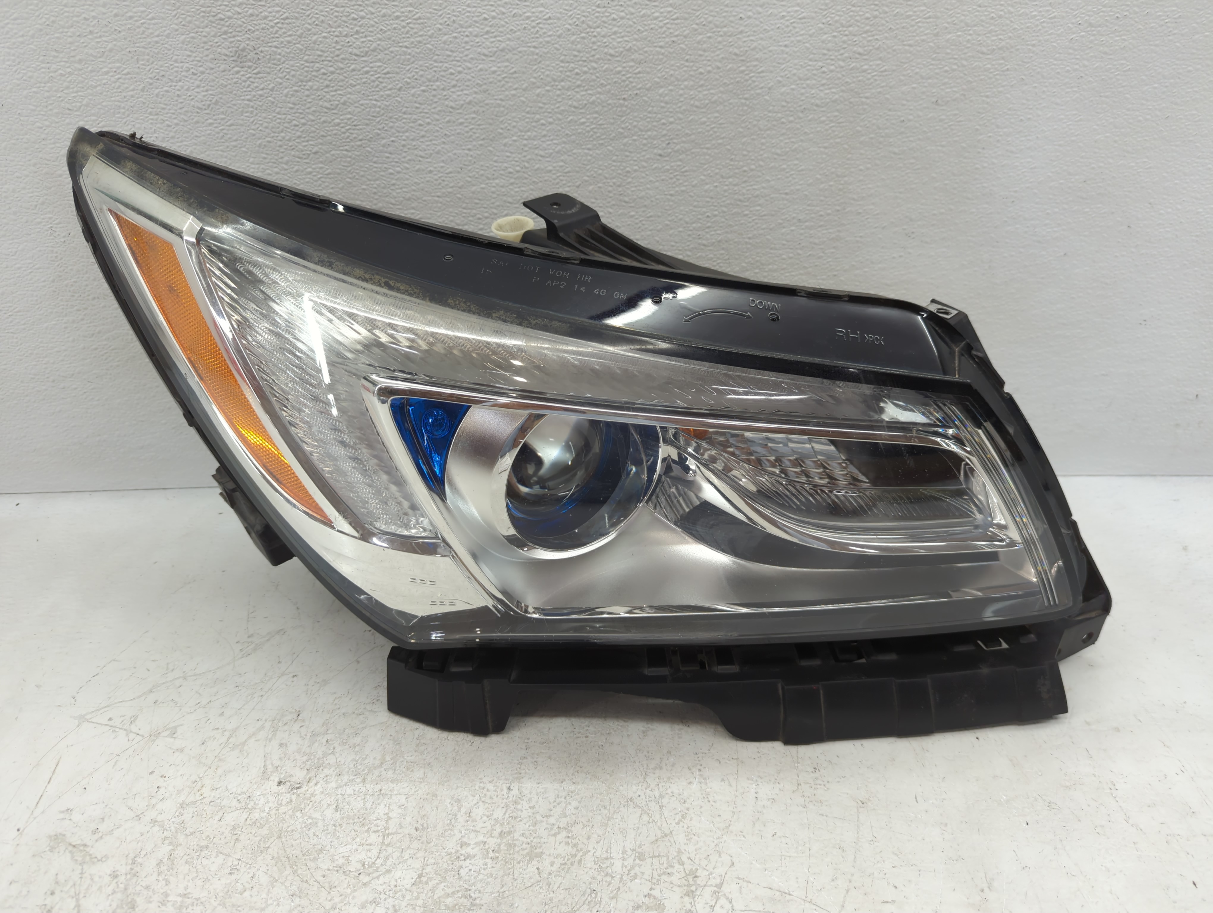 2014-2016 Buick Lacrosse Passenger Right Oem Head Light Headlight Lamp 1117253 - Oemusedautoparts1.com