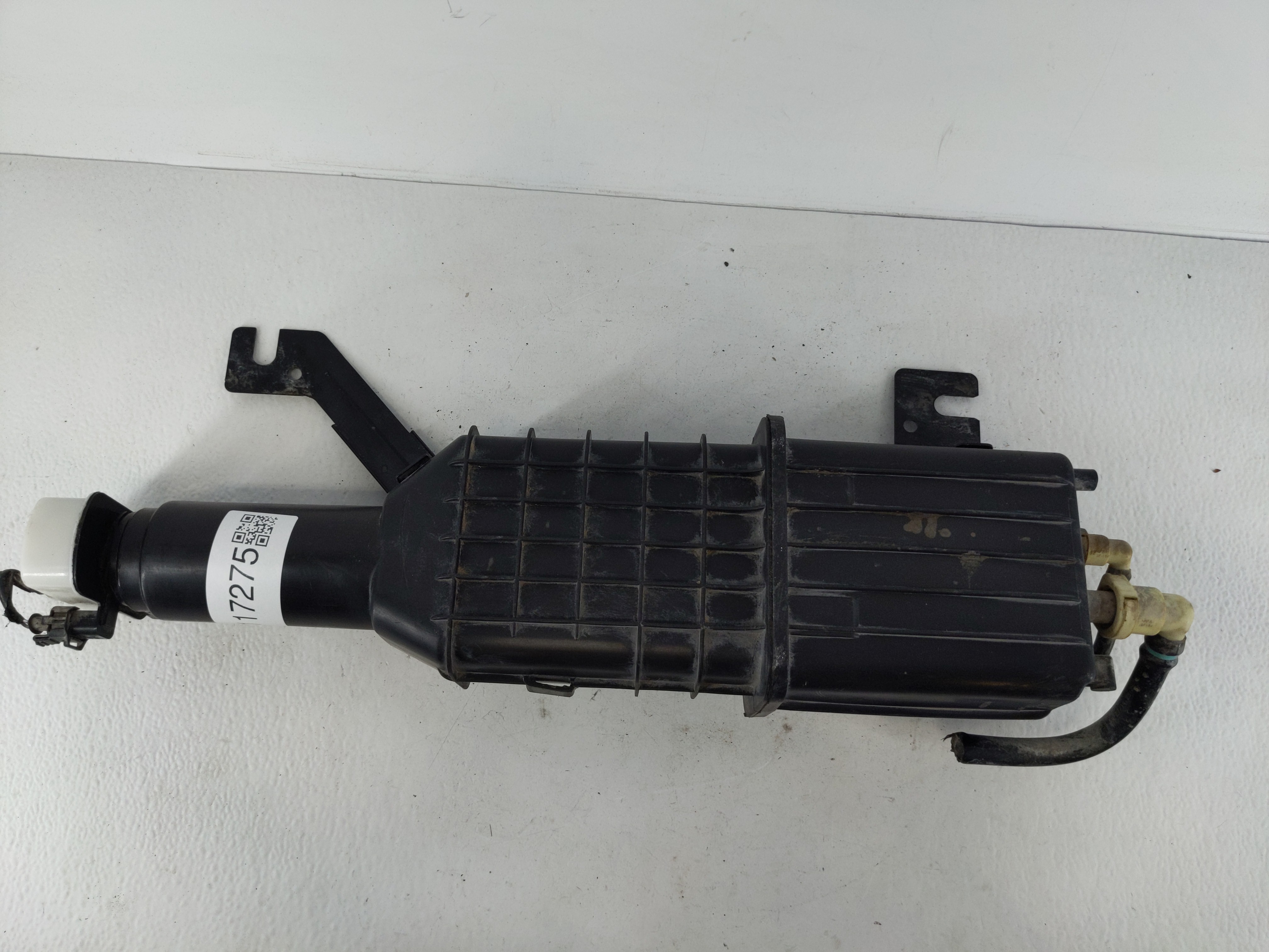 Picture of 2015 Chrysler Town & Country Fuel Vapor Charcoal Canister 1117275