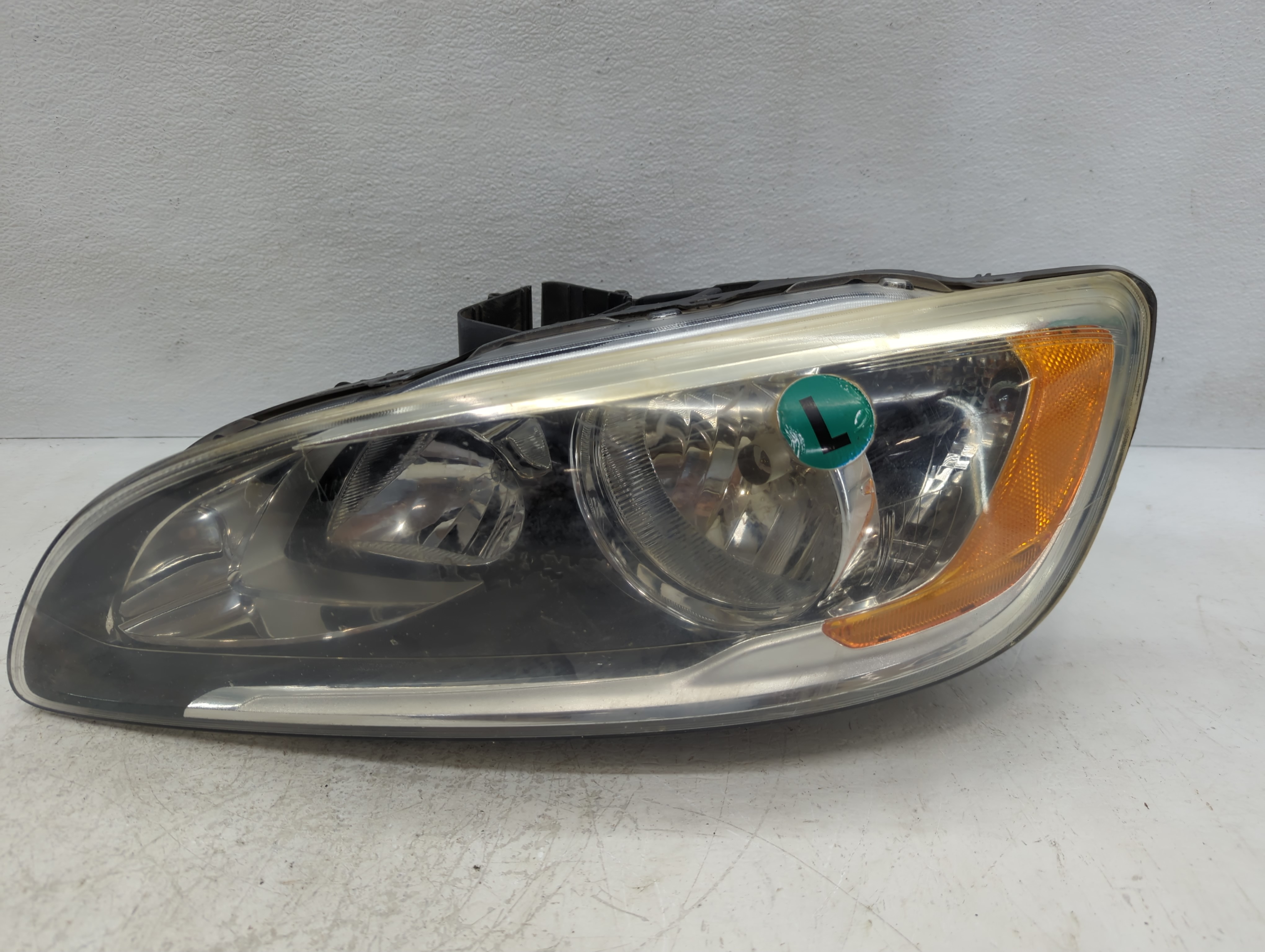 2014-2018 Volvo S60 Driver Left Oem Head Light Headlight Lamp 1117295 - Oemusedautoparts1.com
