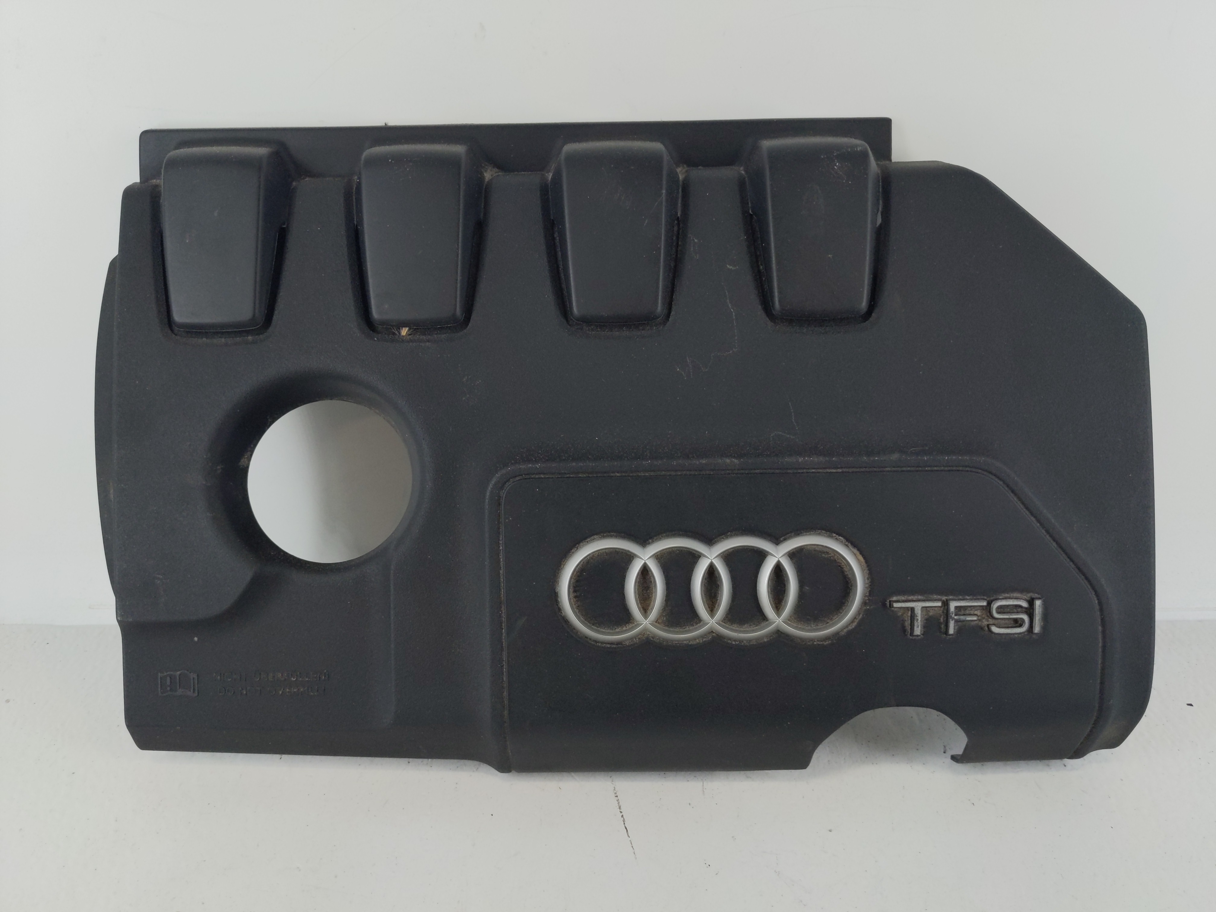 2016 Audi Q3 Engine Cover 1117310 - Oemusedautoparts1.com