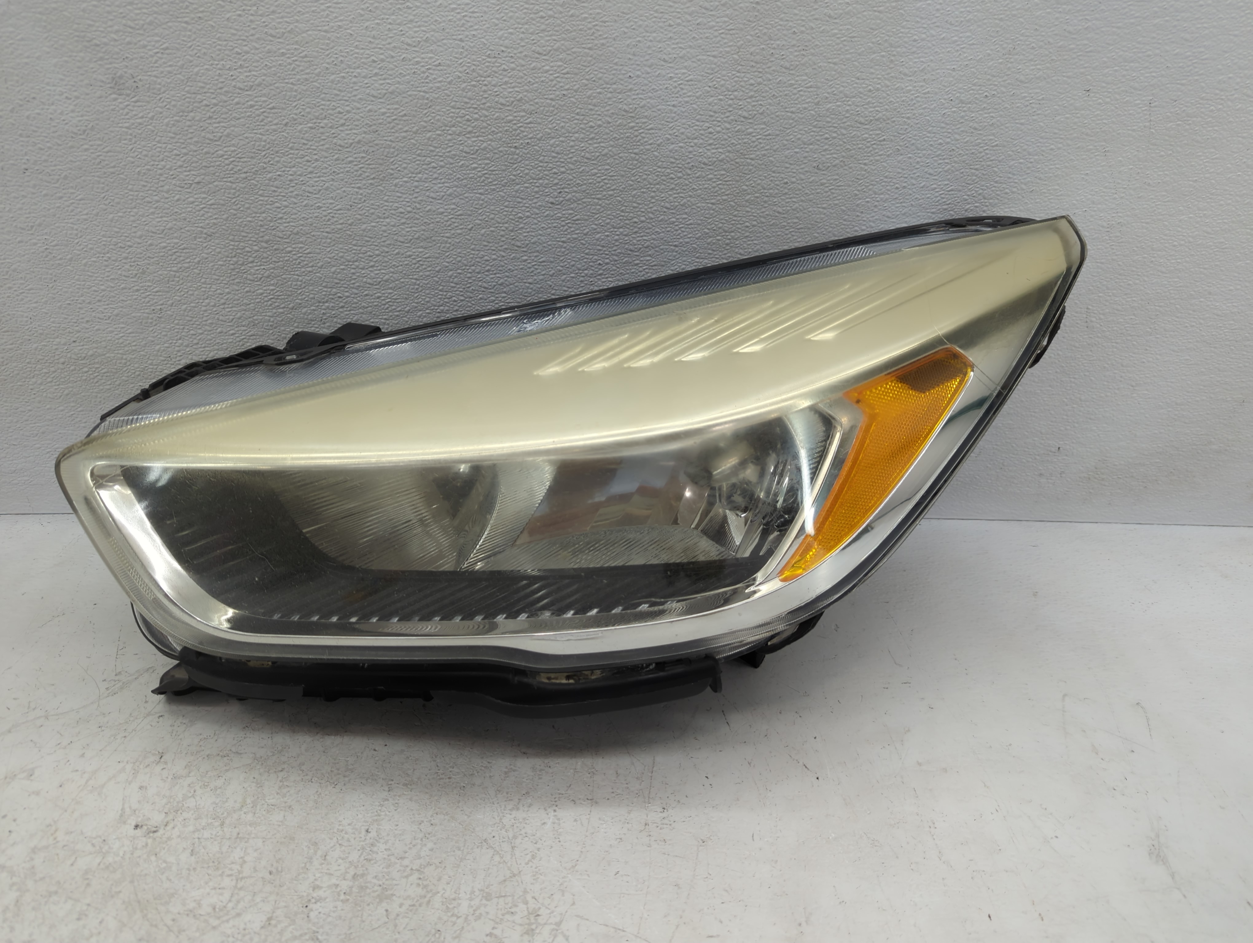 Picture of 2017-2019 Ford Escape Driver Left Oem Head Light Headlight Lamp 1117332