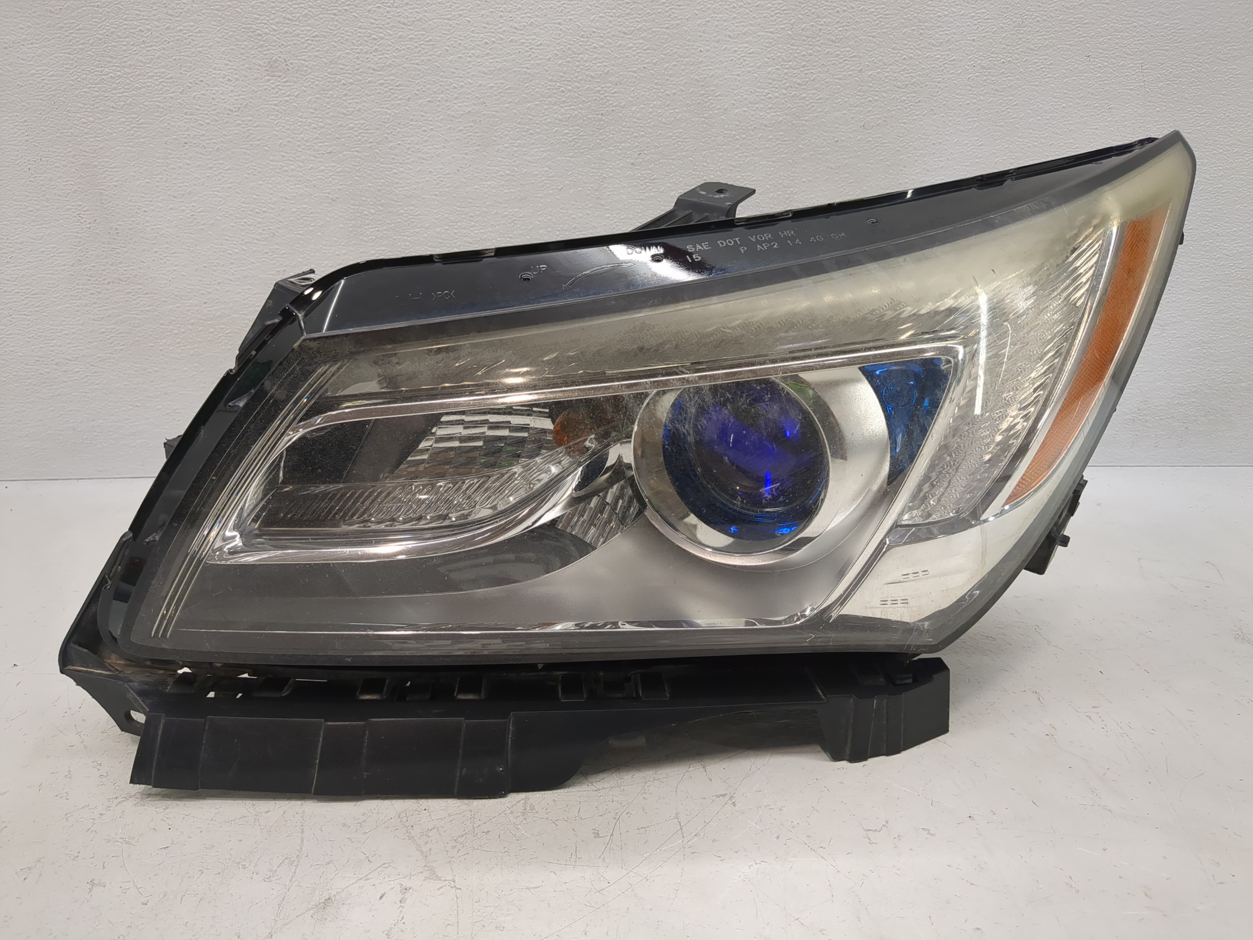 2014-2016 Buick Lacrosse Driver Left Oem Head Light Headlight Lamp 1117346 - Oemusedautoparts1.com