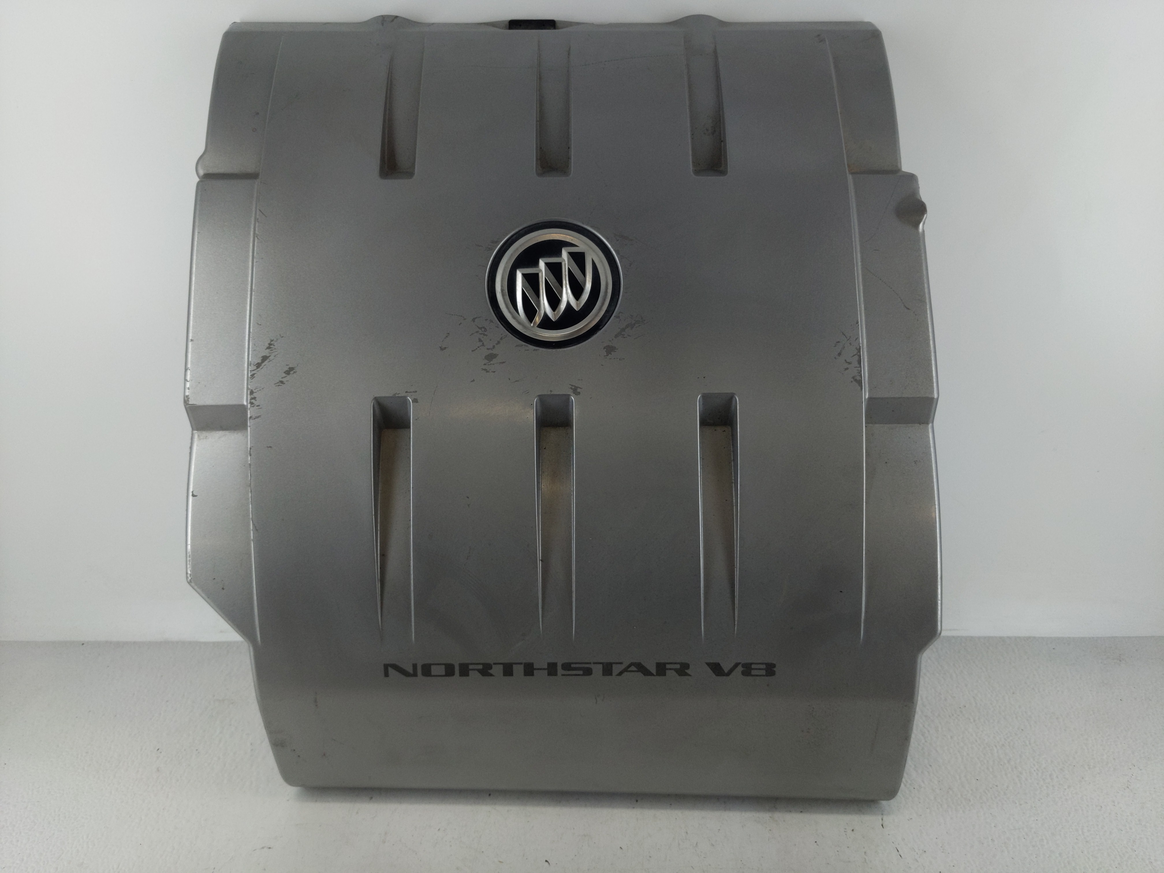 2007 Buick Lucerne Engine Cover 1117367 - Oemusedautoparts1.com