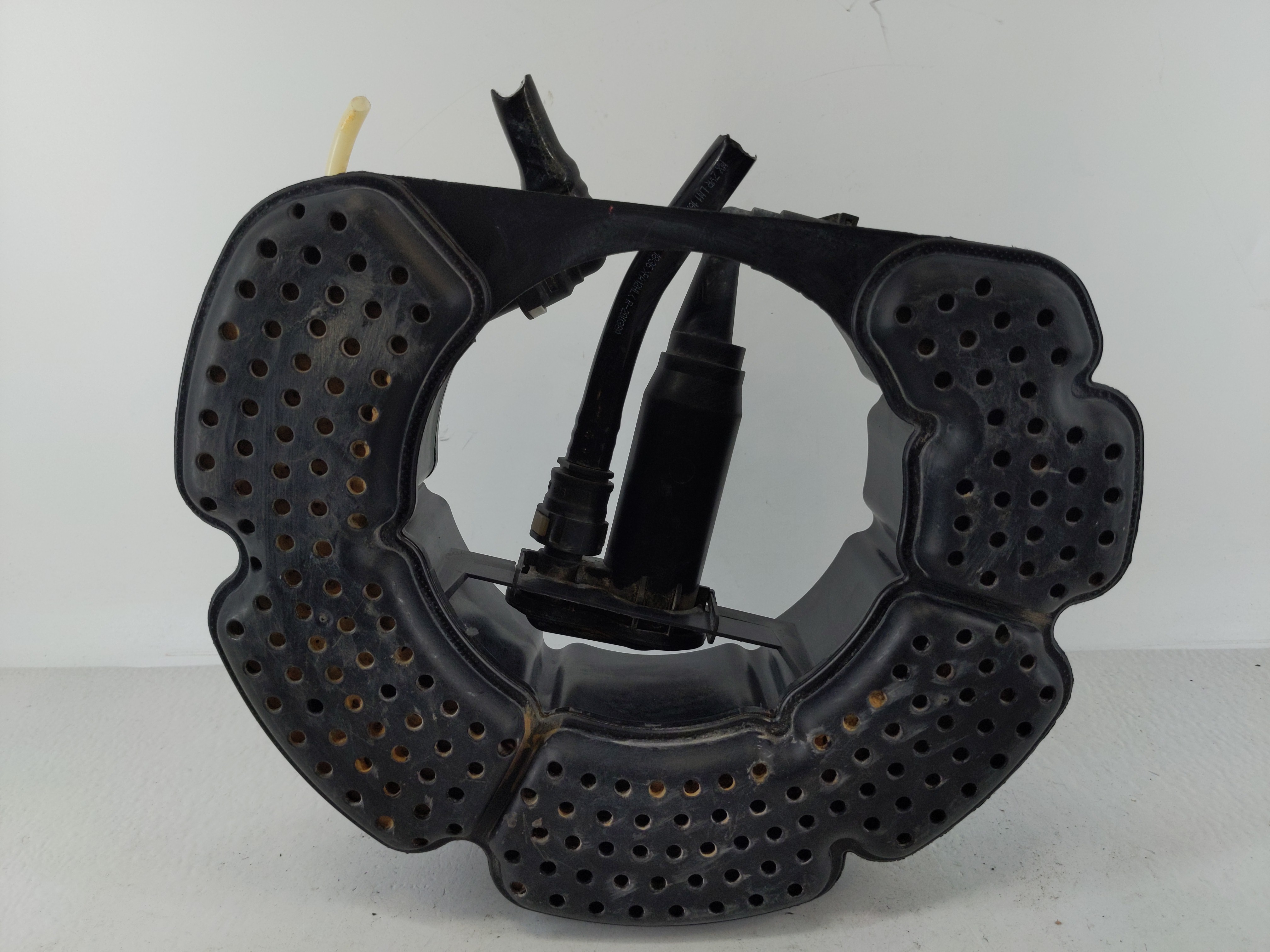 2014 Volkswagen Jetta Fuel Vapor Charcoal Canister 1117369 - Oemusedautoparts1.com