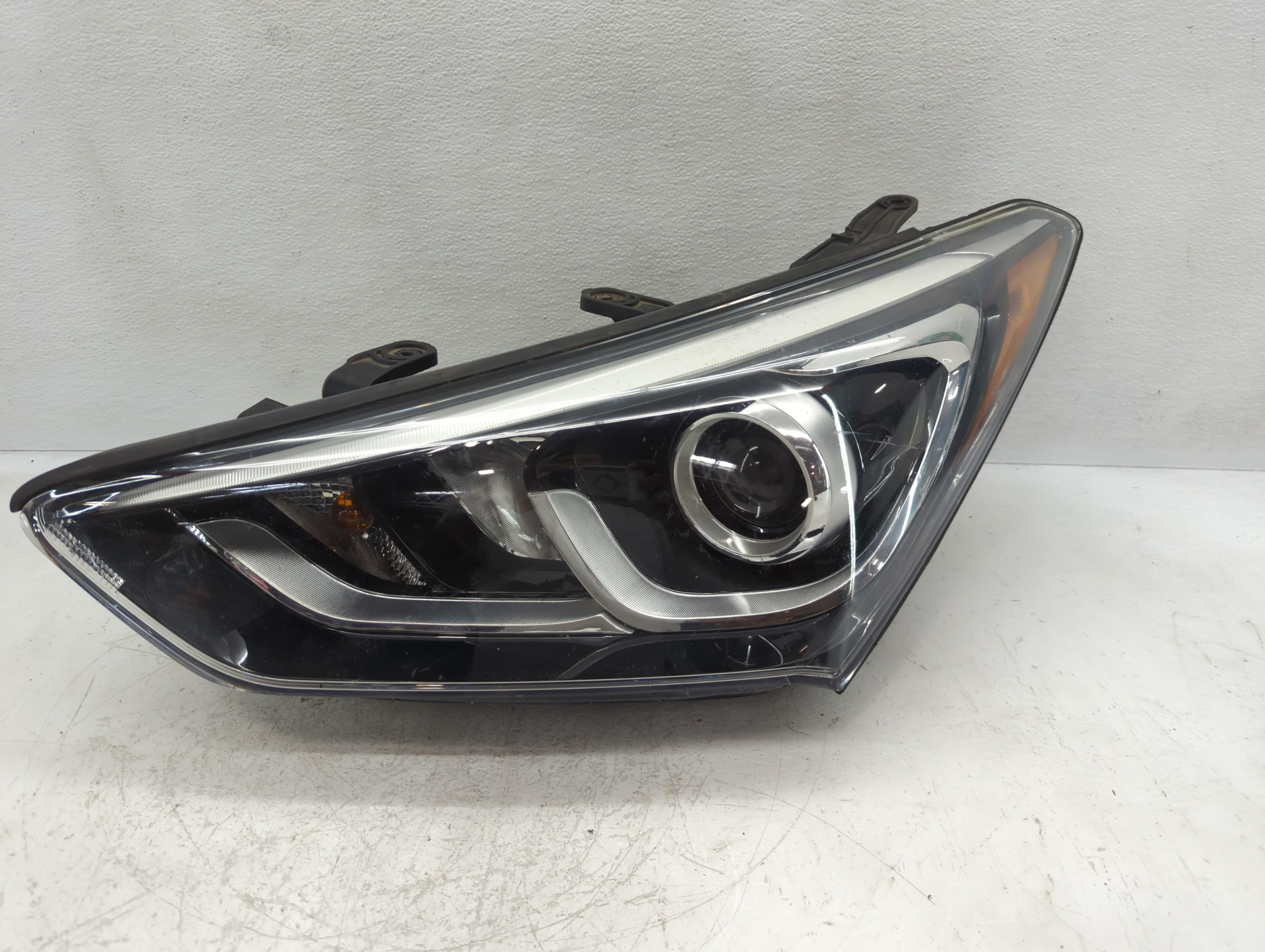Picture of 2017-2017 Hyundai Santa Fe Driver Left Oem Head Light Headlight Lamp 1117397