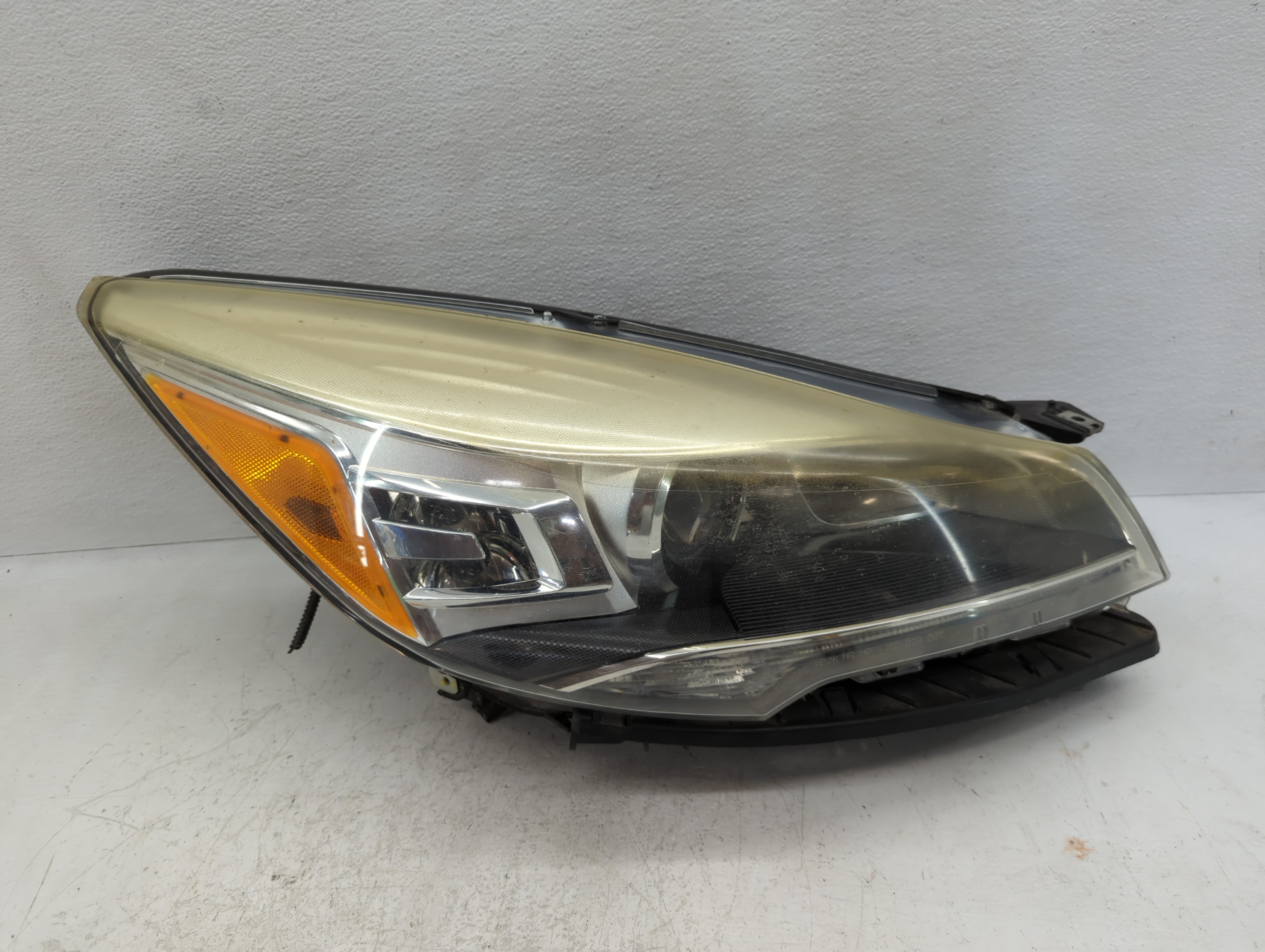 2013-2016 Ford Escape Passenger Right Oem Head Light Headlight Lamp 1117426 - Oemusedautoparts1.com