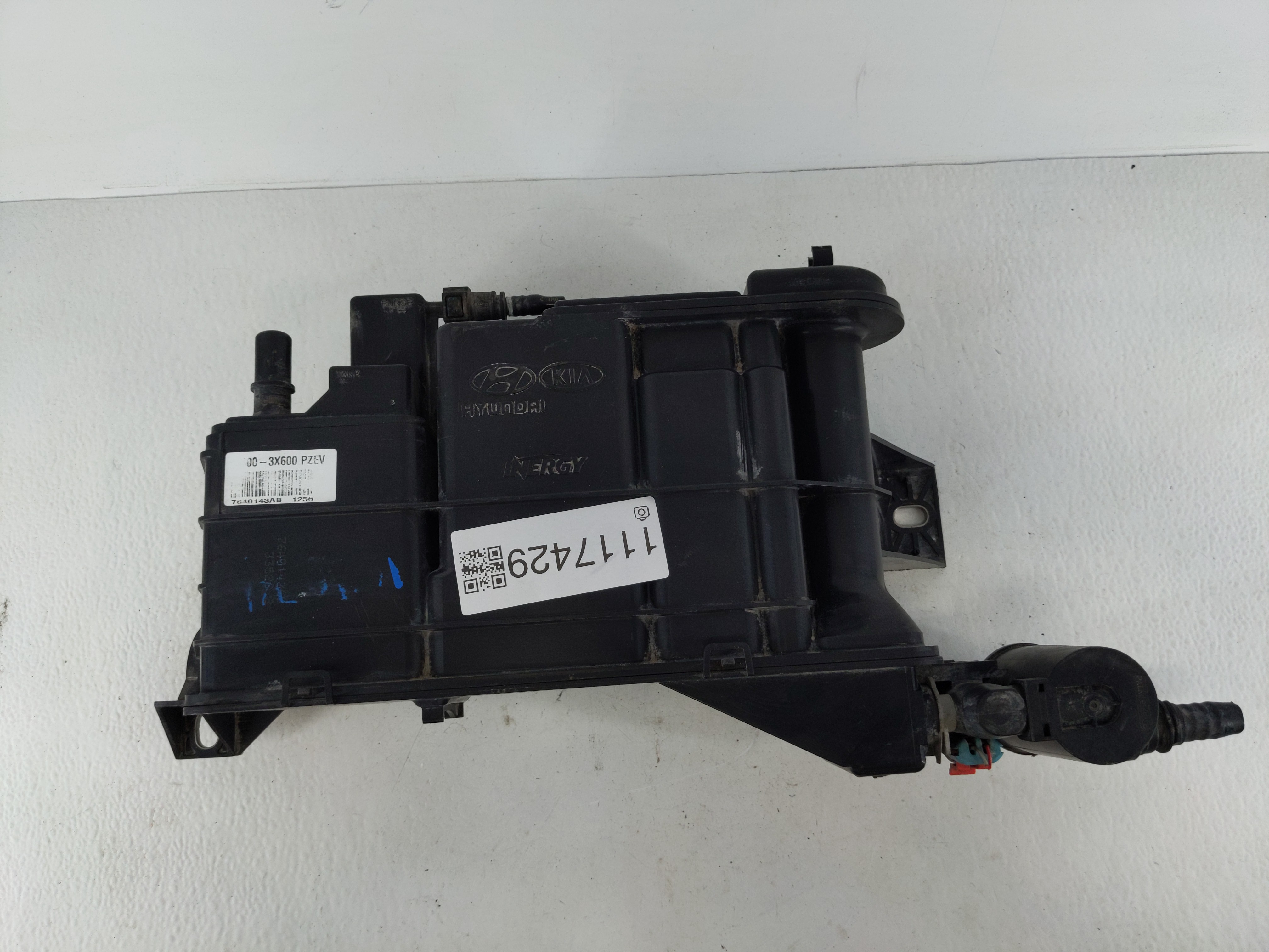 Picture of 2013 Hyundai Elantra Fuel Vapor Charcoal Canister 1117429